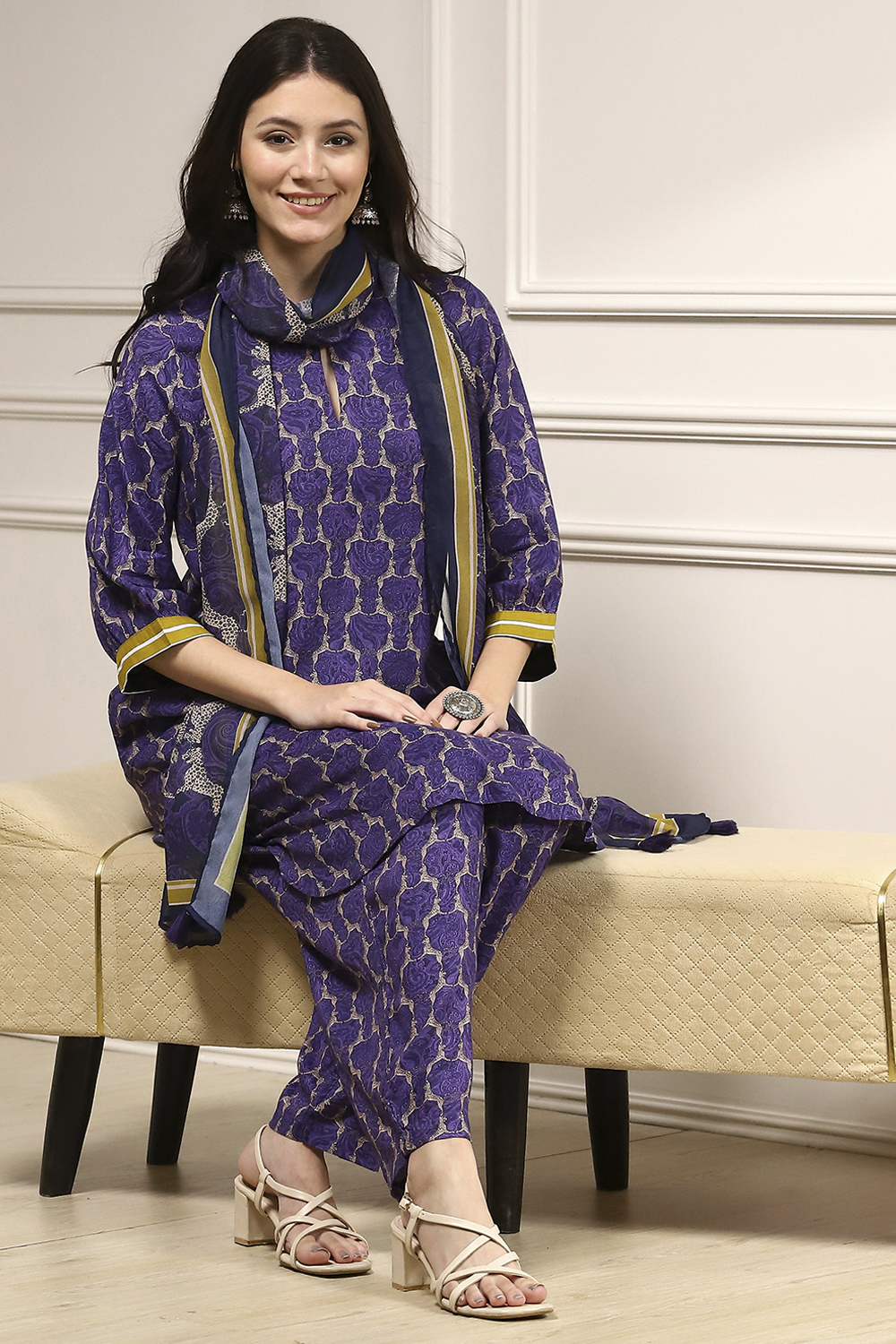Indigo Blue Printed Straight Suit Set image number 0