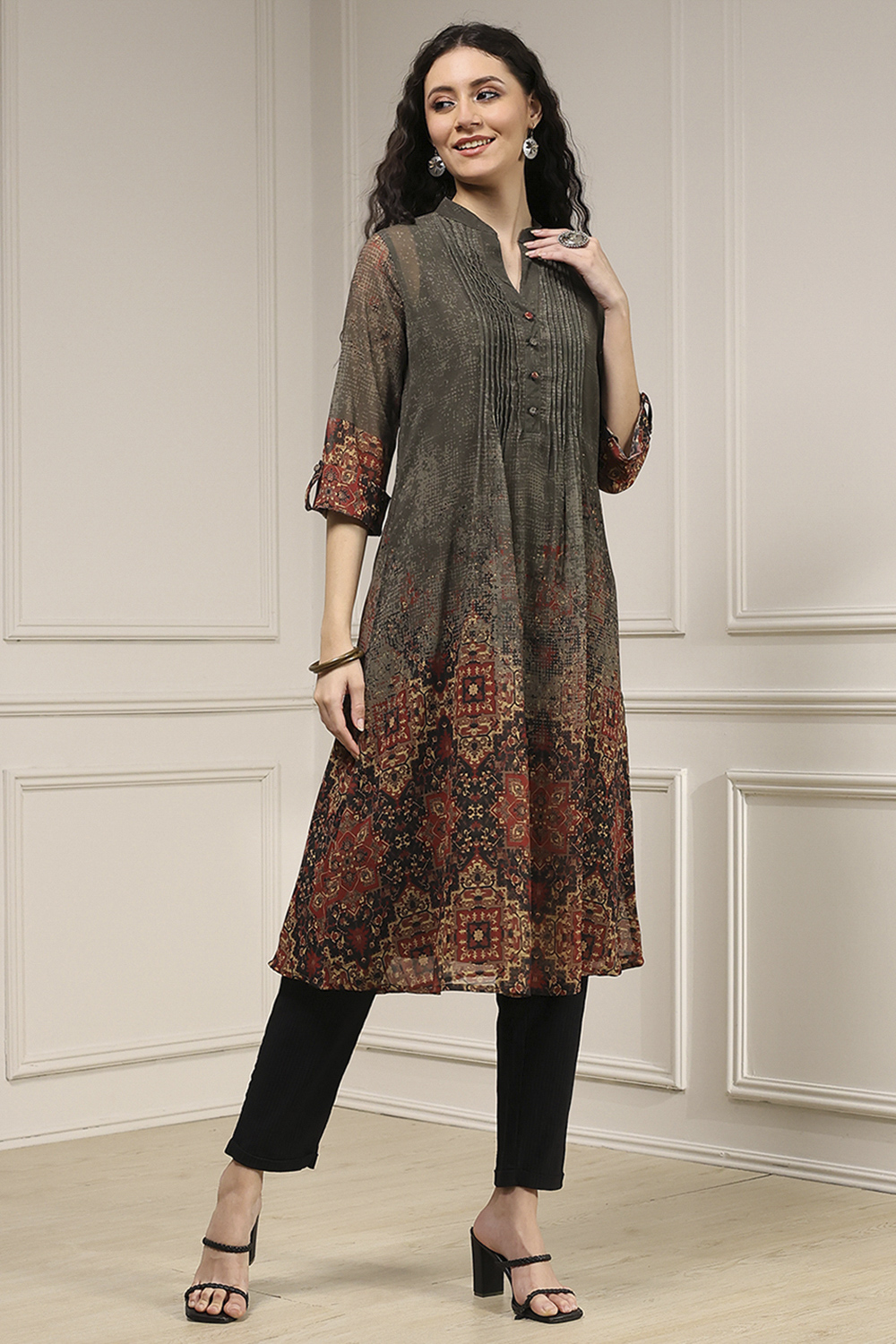 Charcoal and Rust Printed Pleated A-Line Kurta image number 4