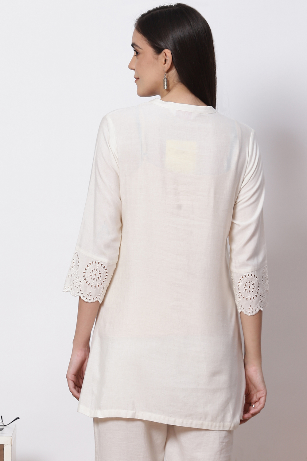 Natural White LIVA Short Solid Kurti image number 4