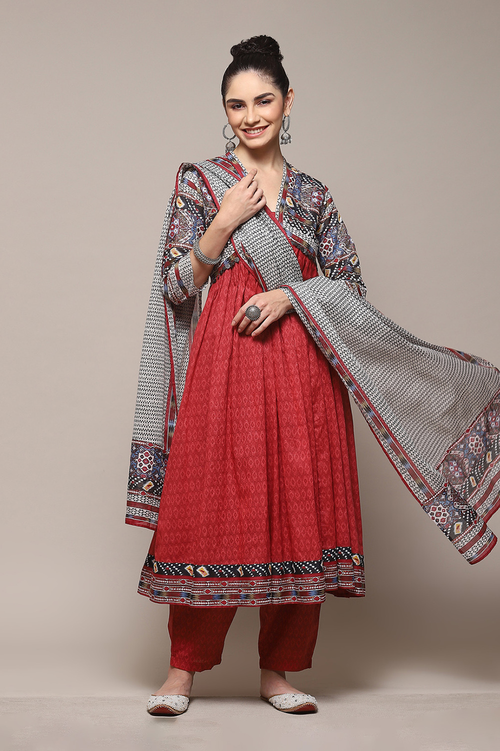 Maroon Cotton Printed Gathered Flared Suit Set image number 7