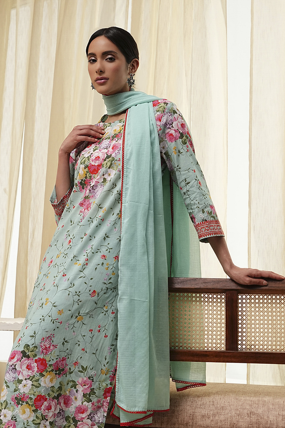 Turquoise Cotton Floral Printed Straight Suit Set image number 7