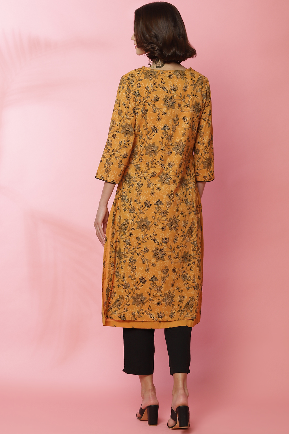 Ochre Cotton Straight Printed Kurta image number 5