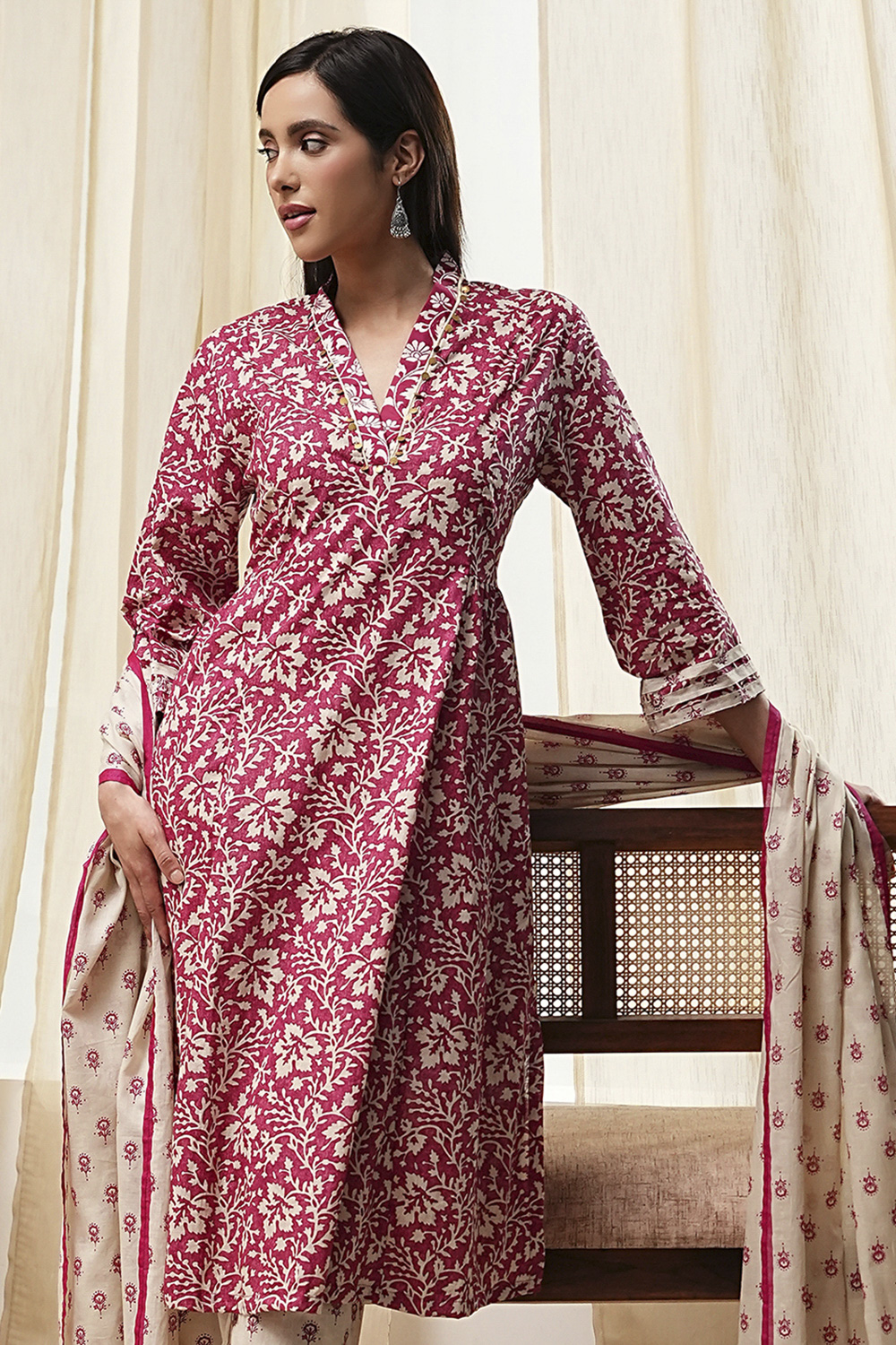 Red Cotton Printed Gathered Suit Set image number 0