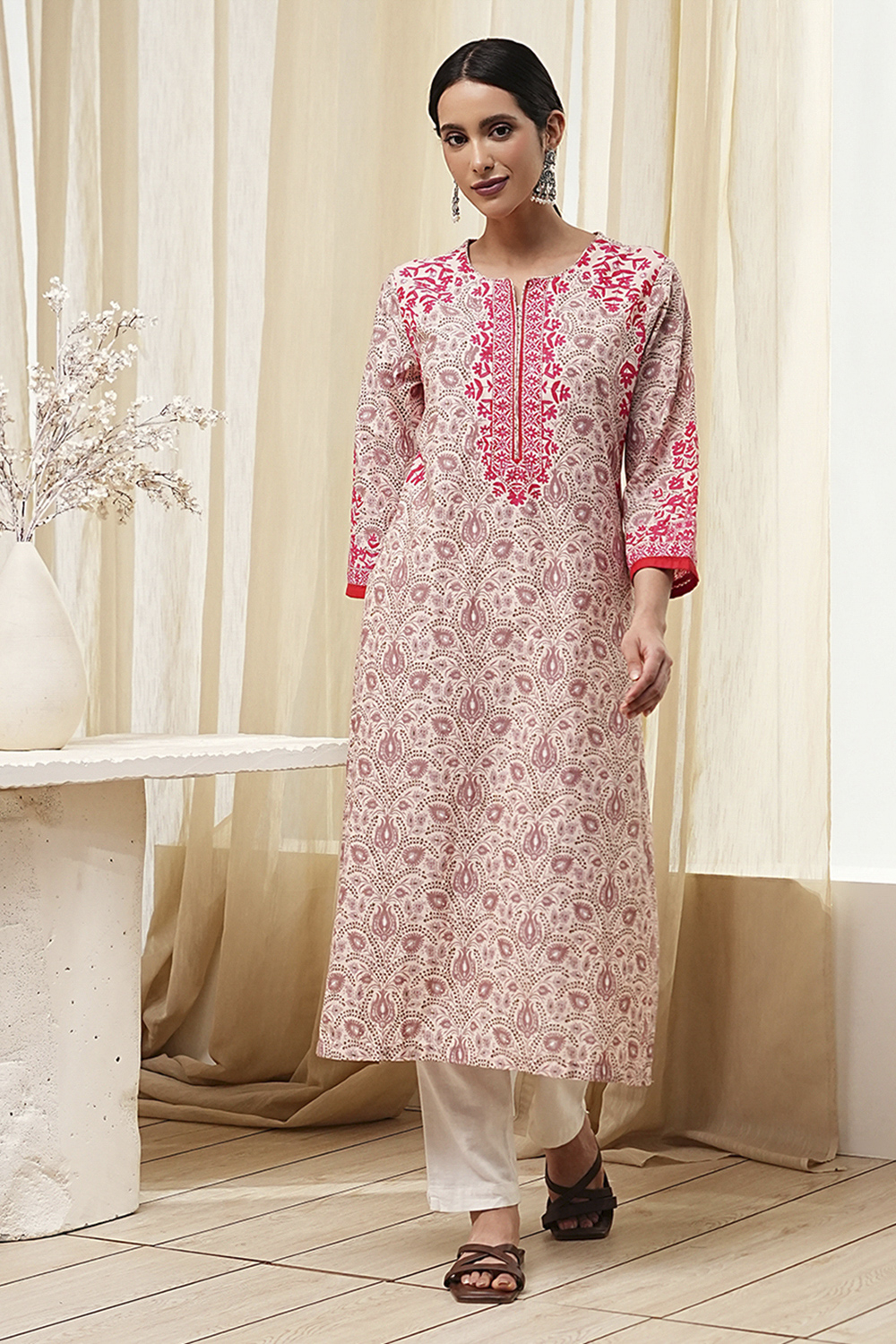 Nude Straight Kurta image number 5