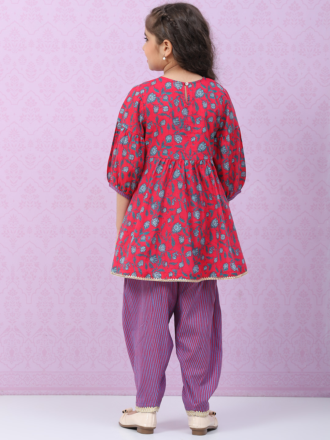 Pink Cotton Flared Printed Kurta Set image number 4