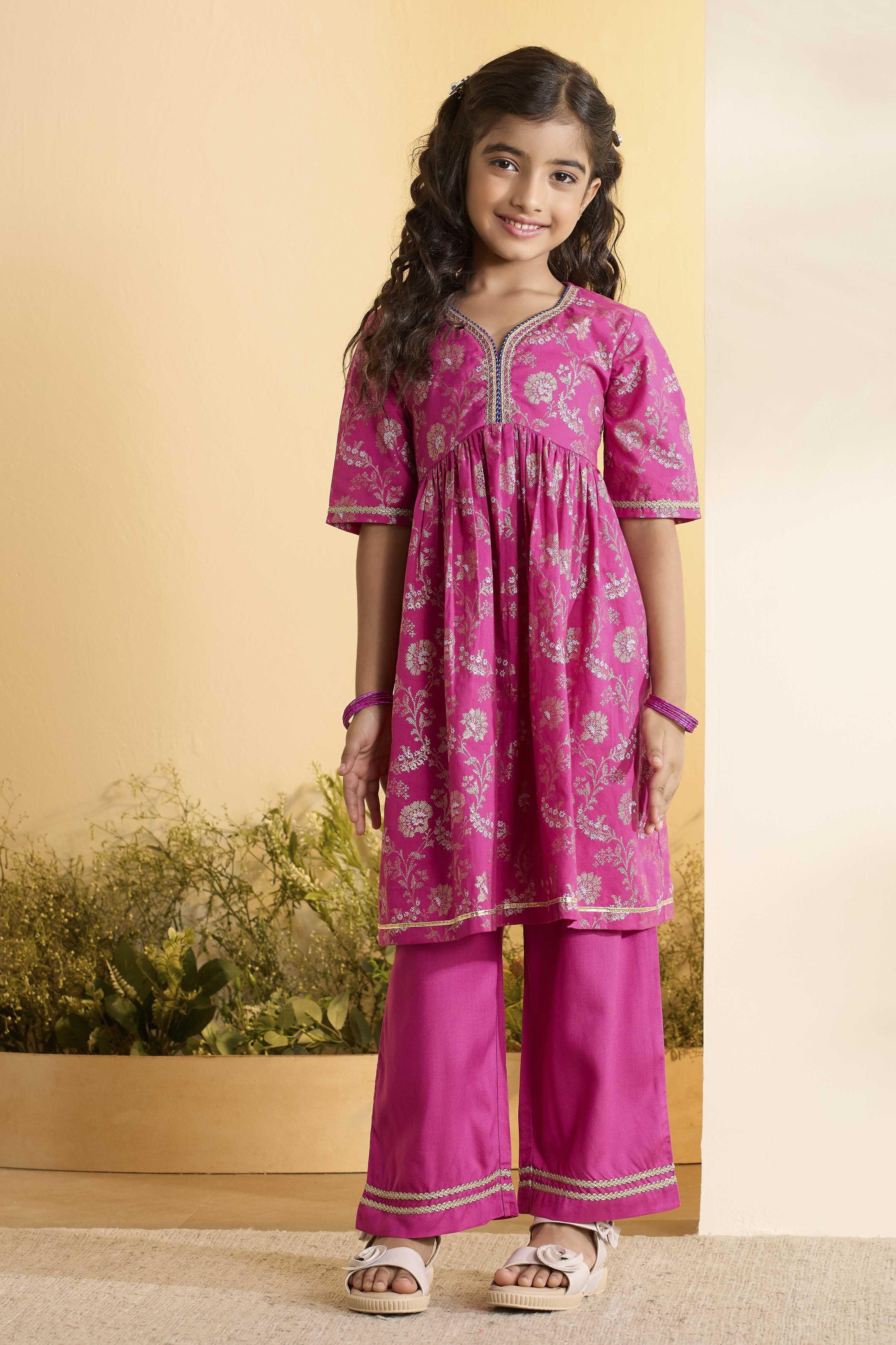 Pink Cotton Floral Printed Flared Kurta Set image number 6