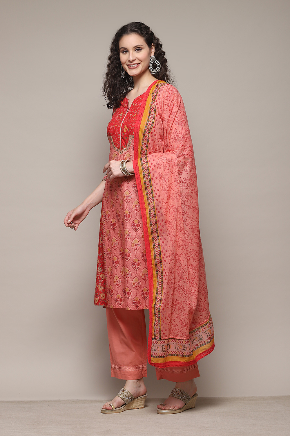 Red Cotton Blend Straight Printed Kurta Narrow Palazzo Suit Set image number 6