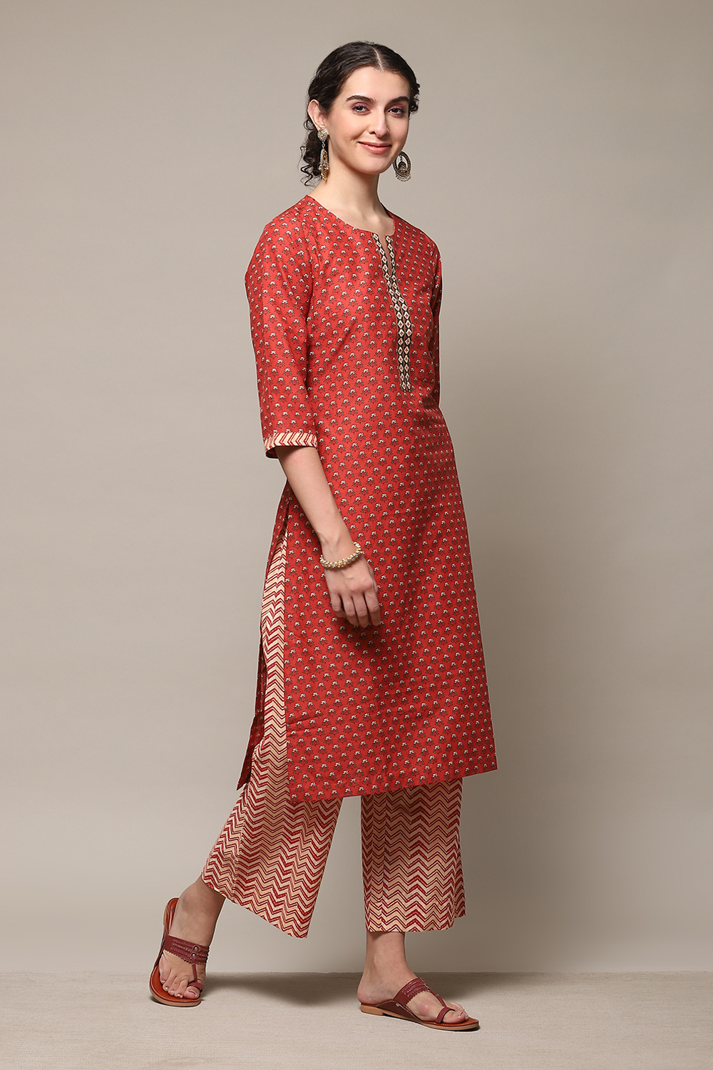 Sap Green Cotton Straight Kurta Palazzo Suit Set image number 5