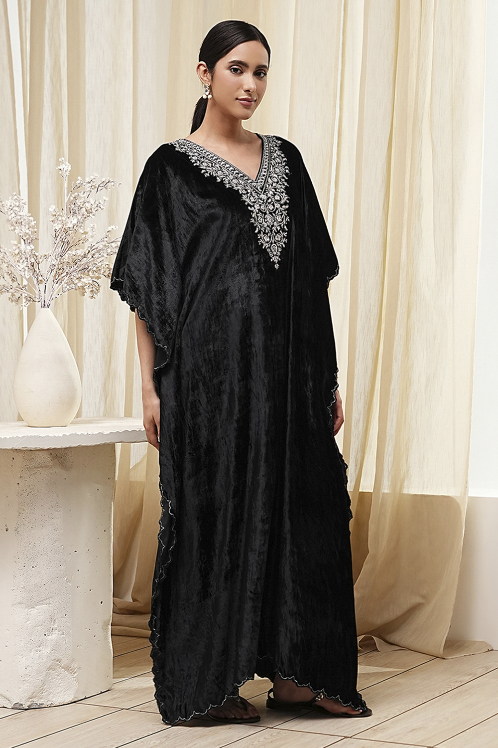 Black Viscose A-Line Suit Set image number 4