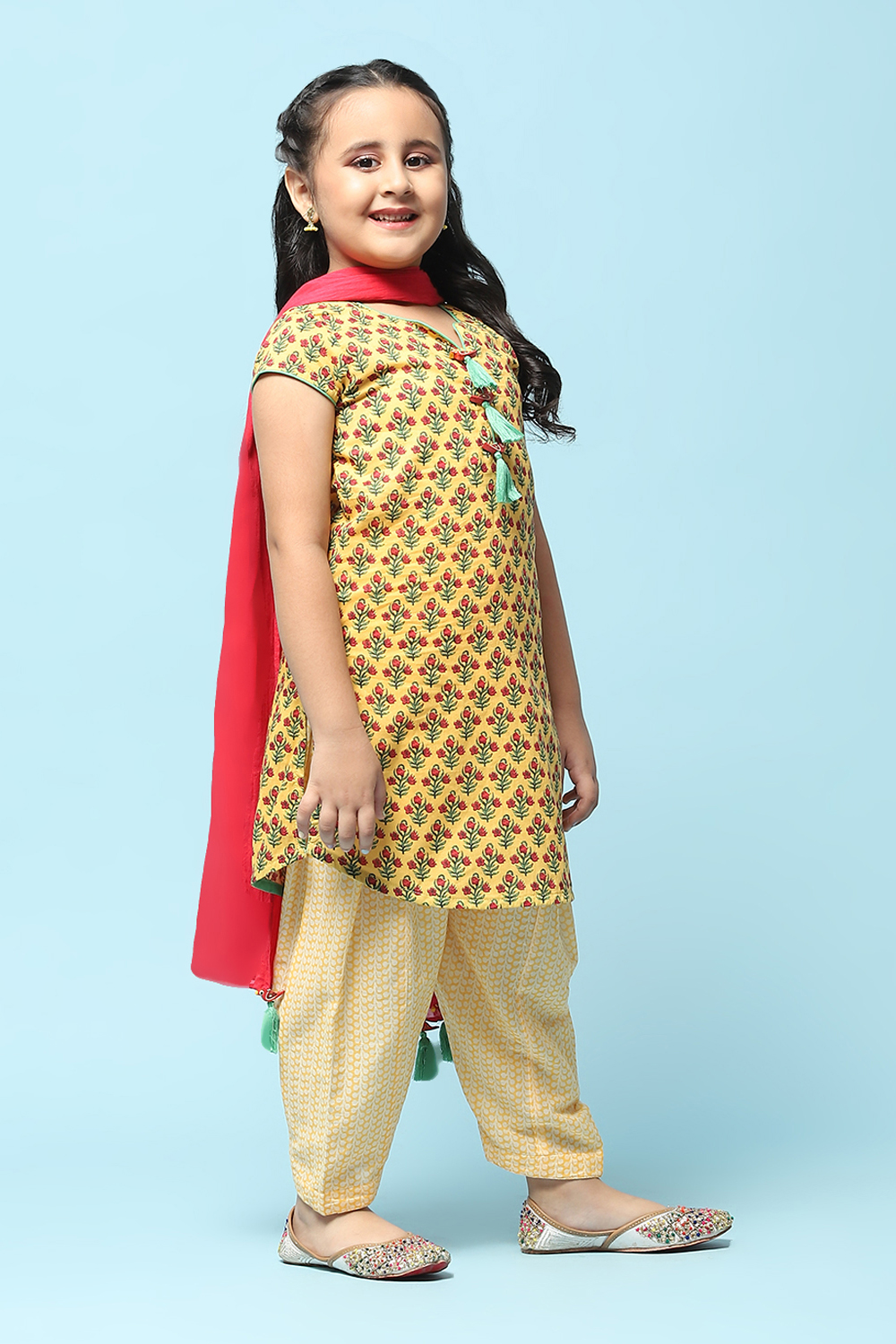 Mustard Cotton Straight Printed Kurta Salwar Suit Set image number 6