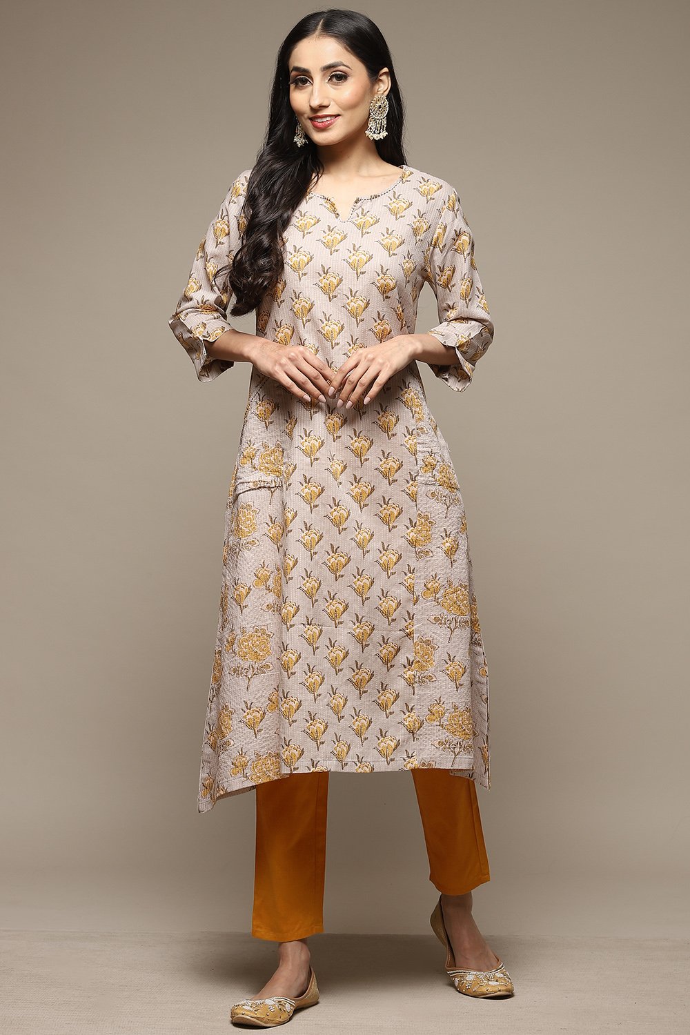 Yellow Carbon Cotton Straight Printed Kurta image number 0