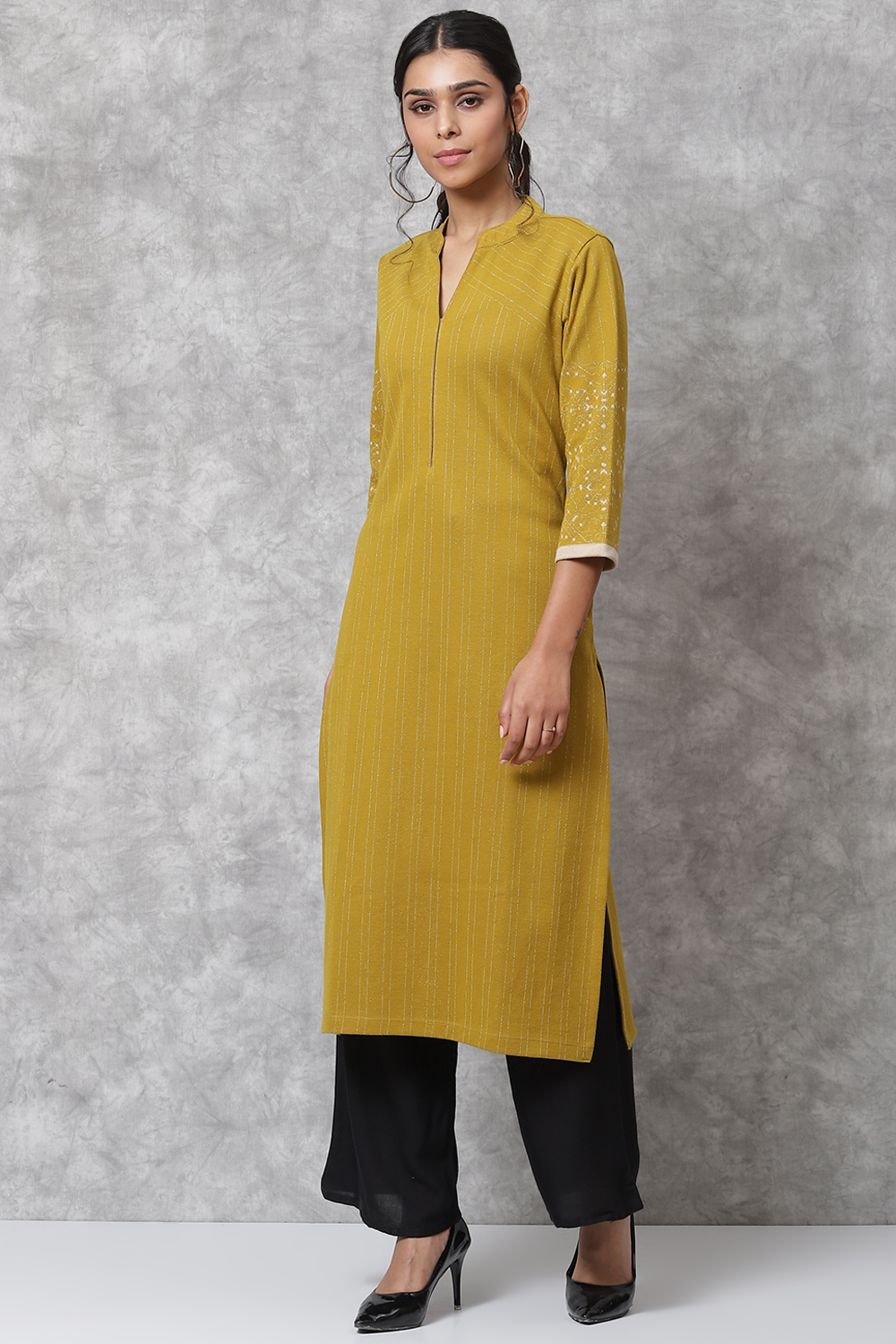 Pink Poly Metallic Straight Kurta image number 2