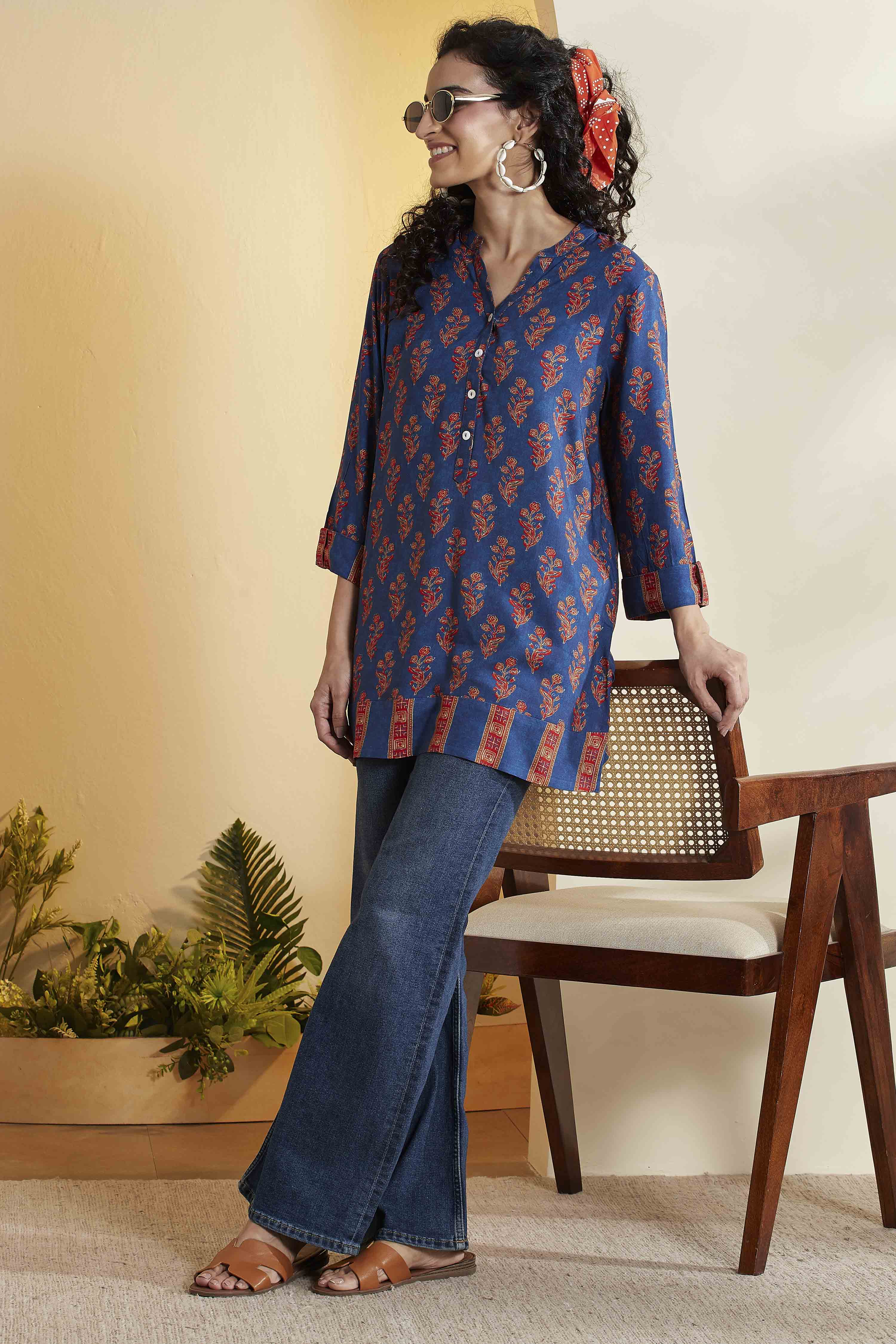 Indigo Viscose Rayon Straight Kurta image number 0