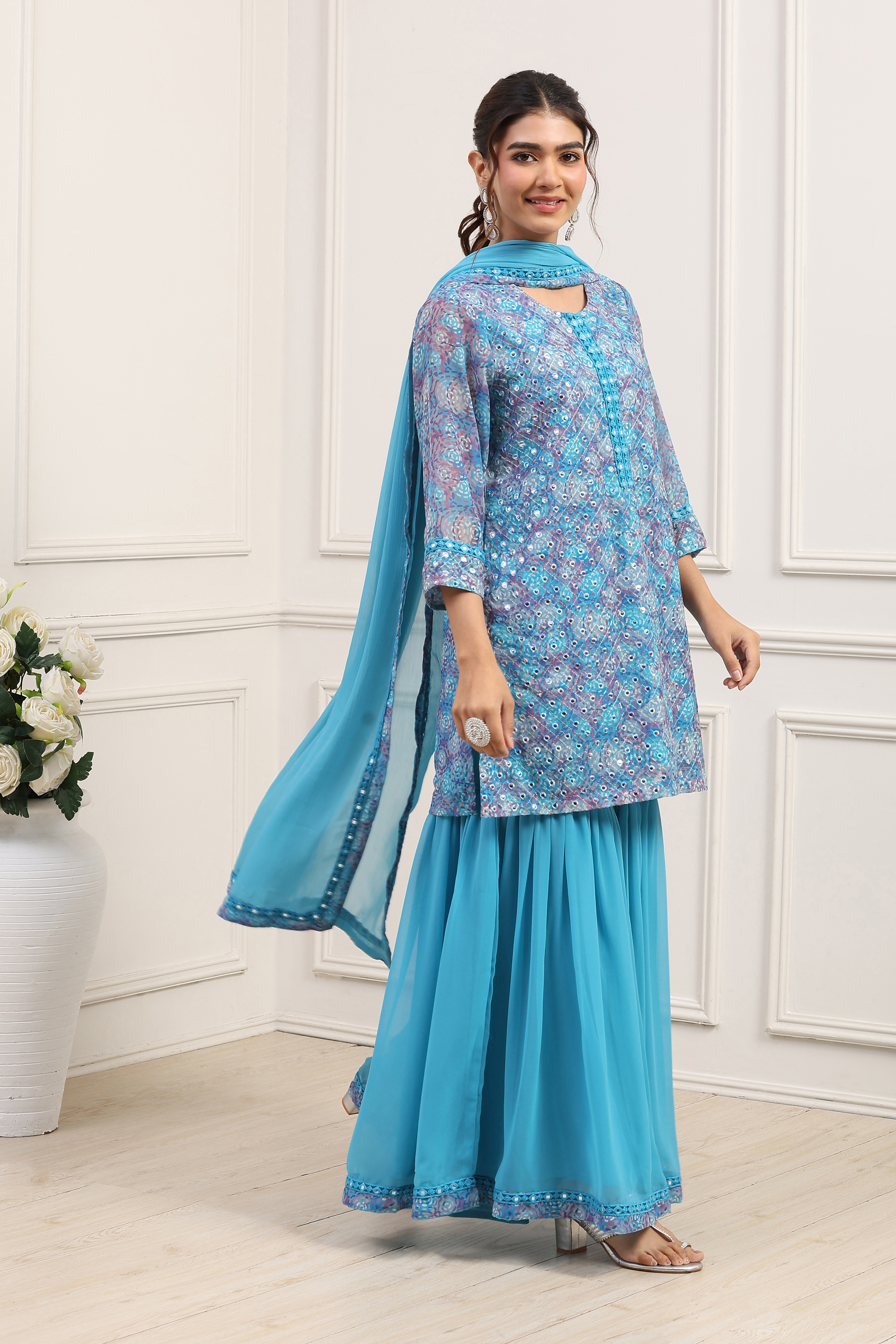 Turquoise Polyester Straight Suit Set image number 5