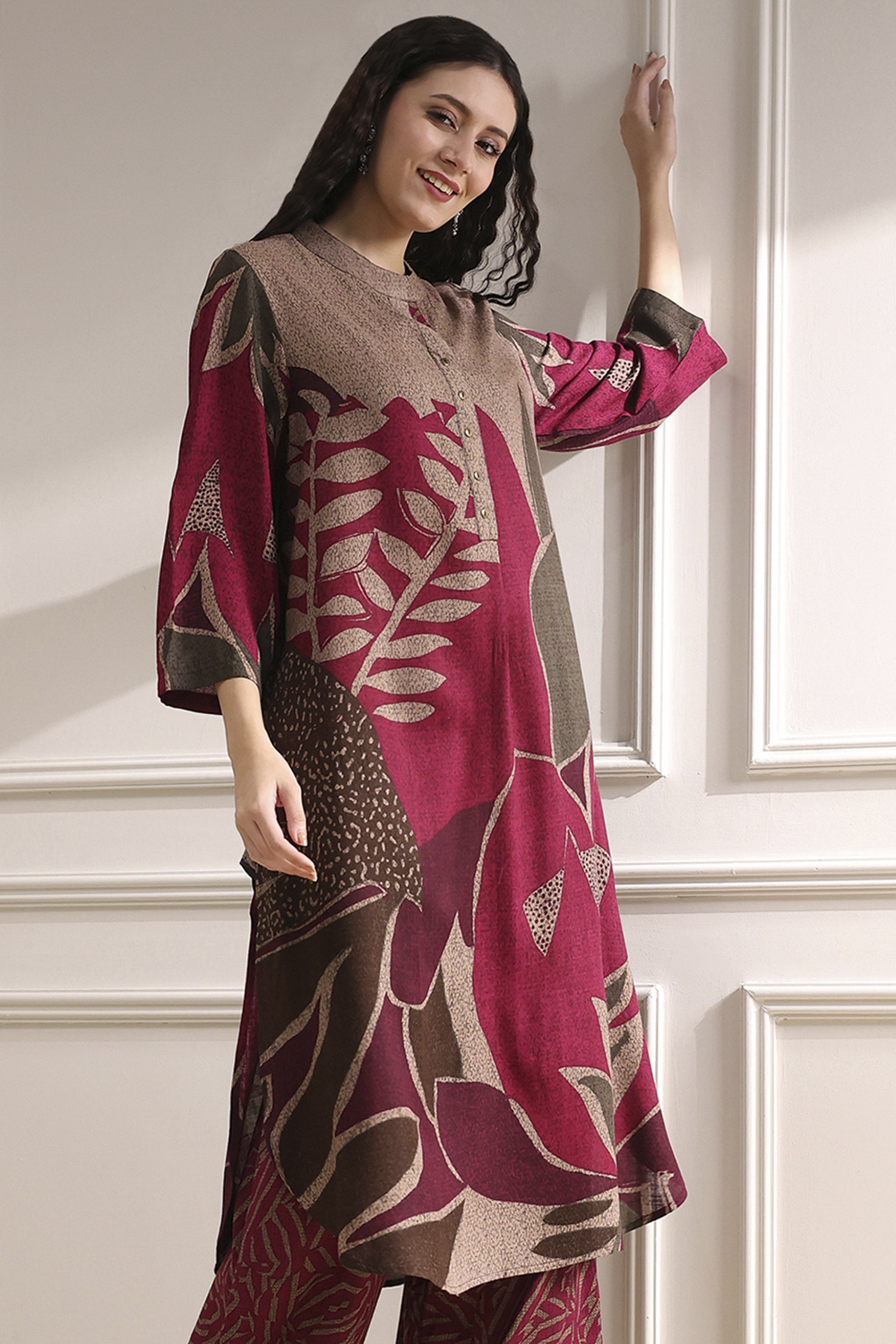 Berry Printed Straight Kurta Set image number 7