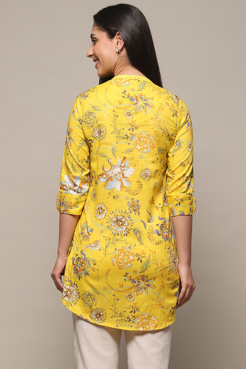 Yellow Rayon Straight Kurti image number 3