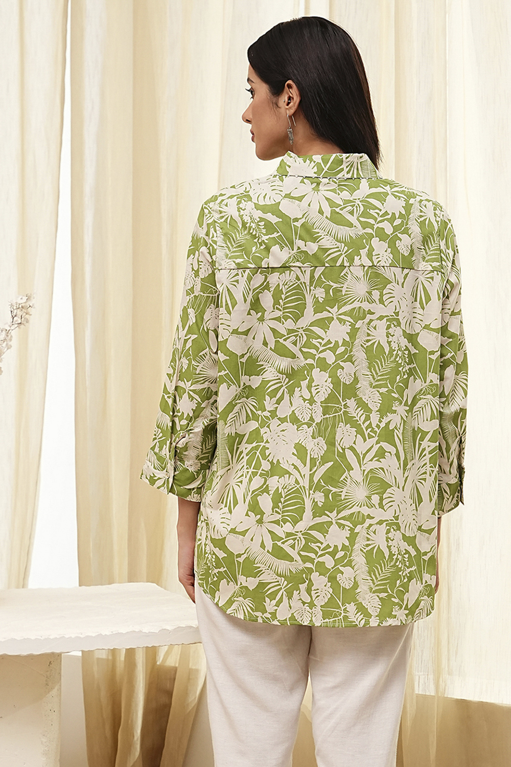 Natural Green Straight Shirt image number 3