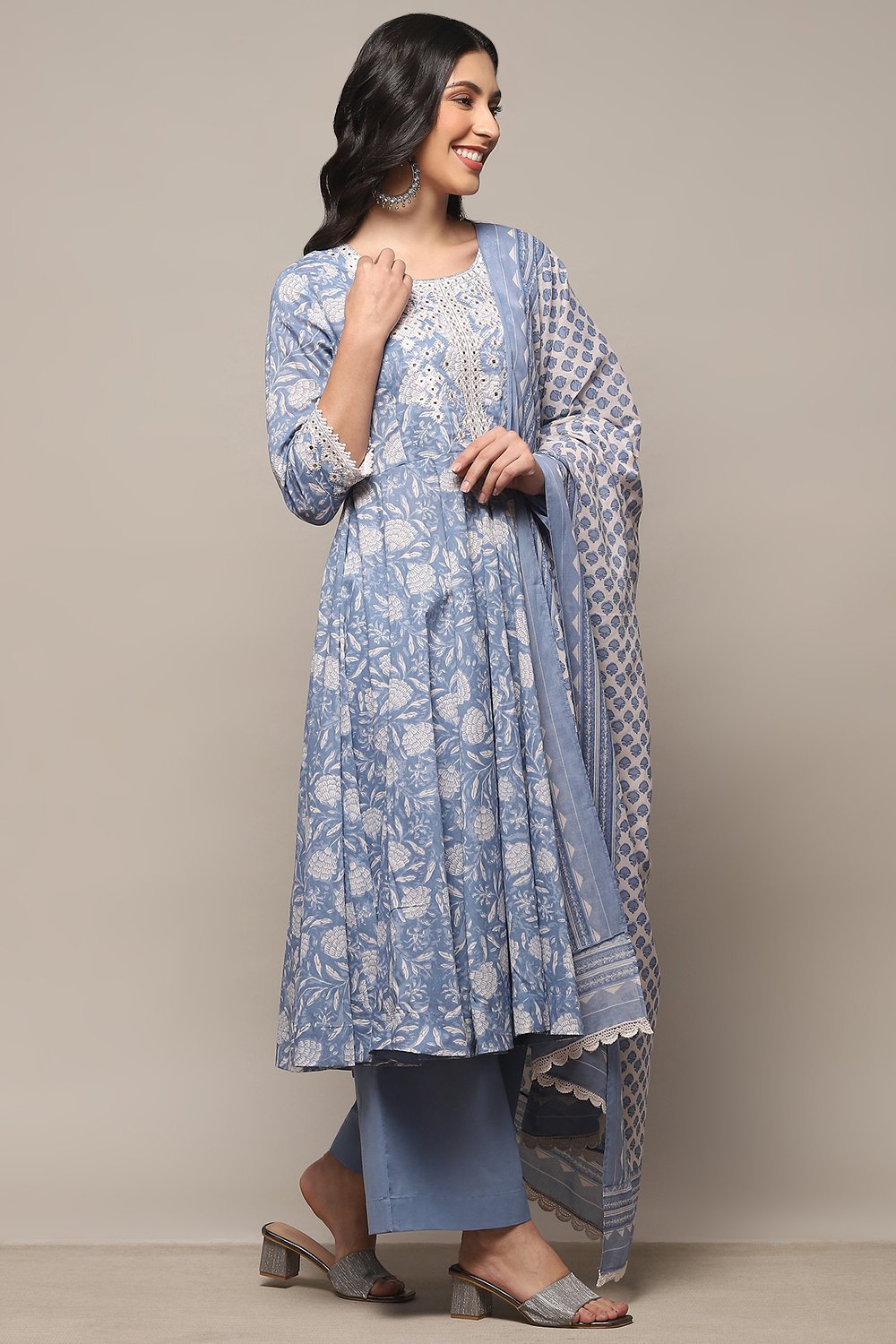 Powder Blue Cotton Anarkali Suit Set image number 6