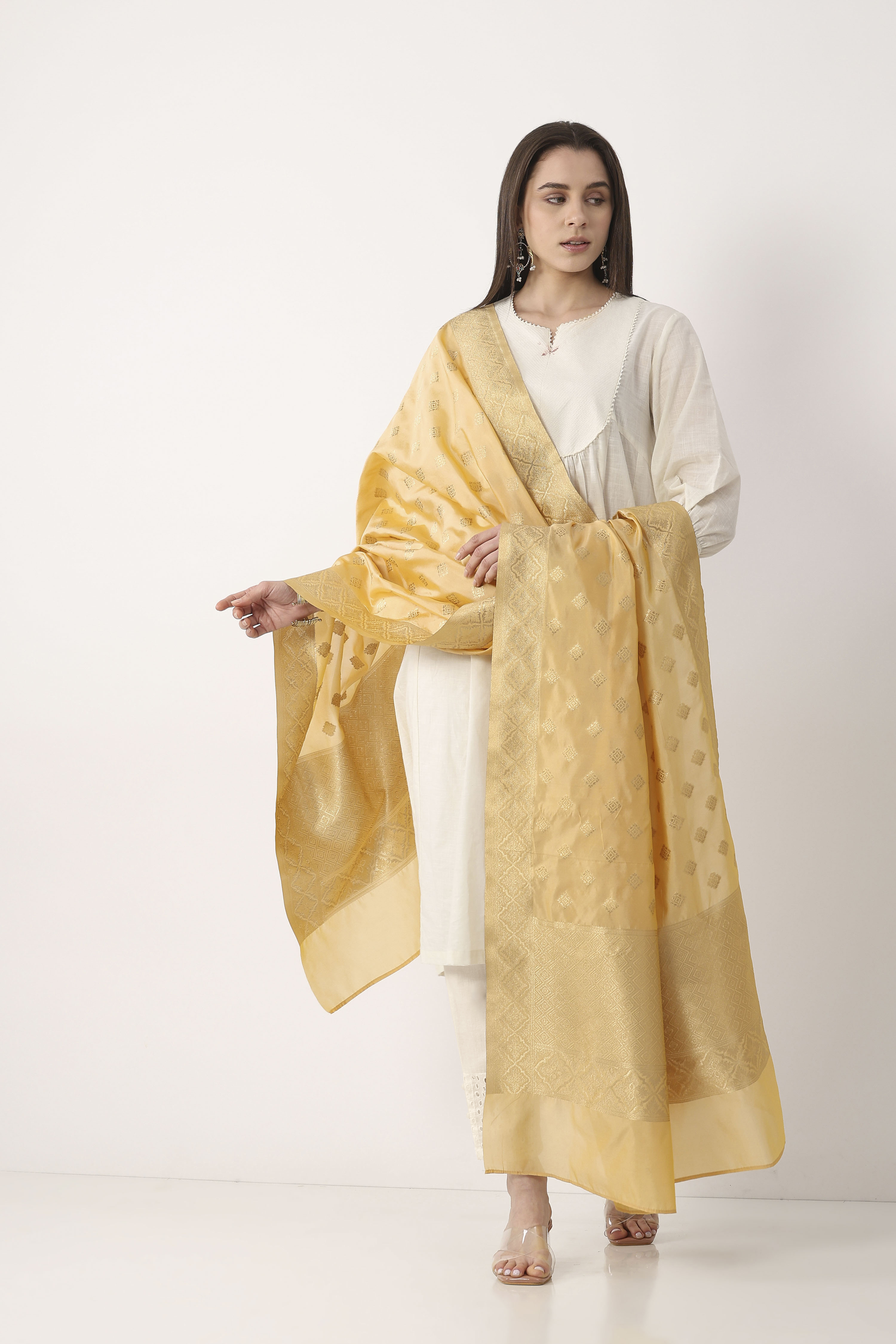 Gold Art Silk Dupatta image number 3