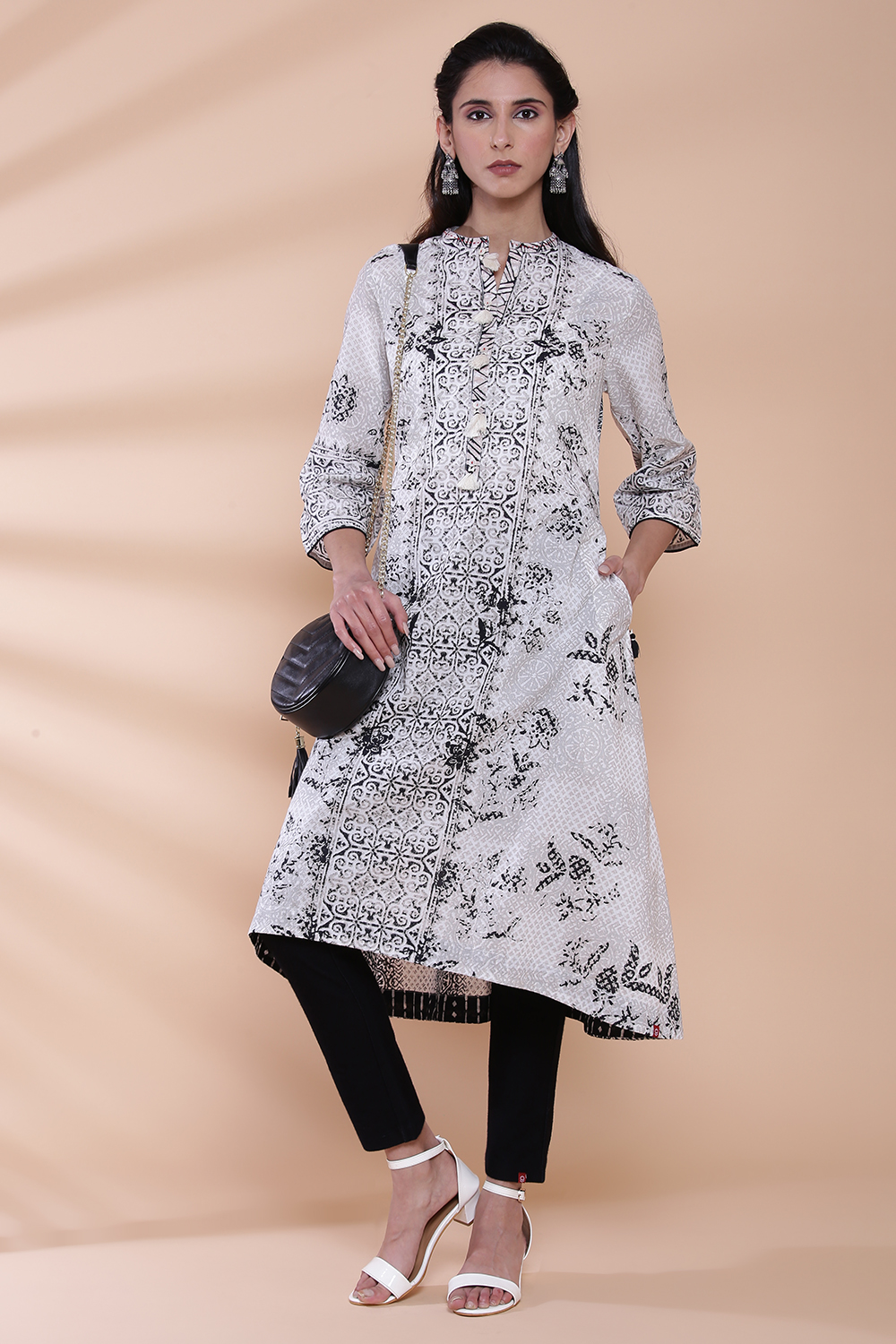 Black Cotton A-line Printed Kurta image number 0