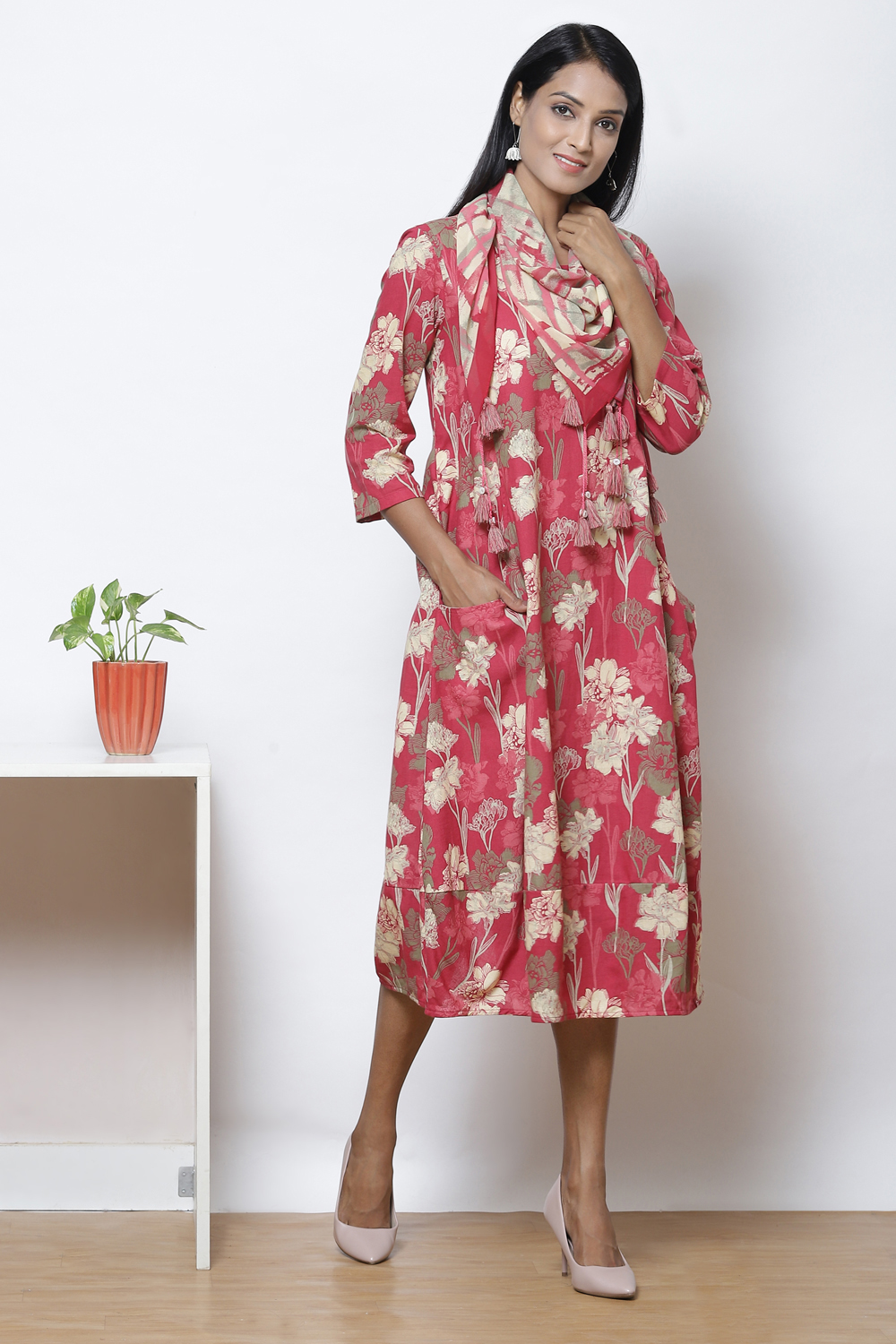 Lavender Straight Cotton Flax Printed Kurta image number 5