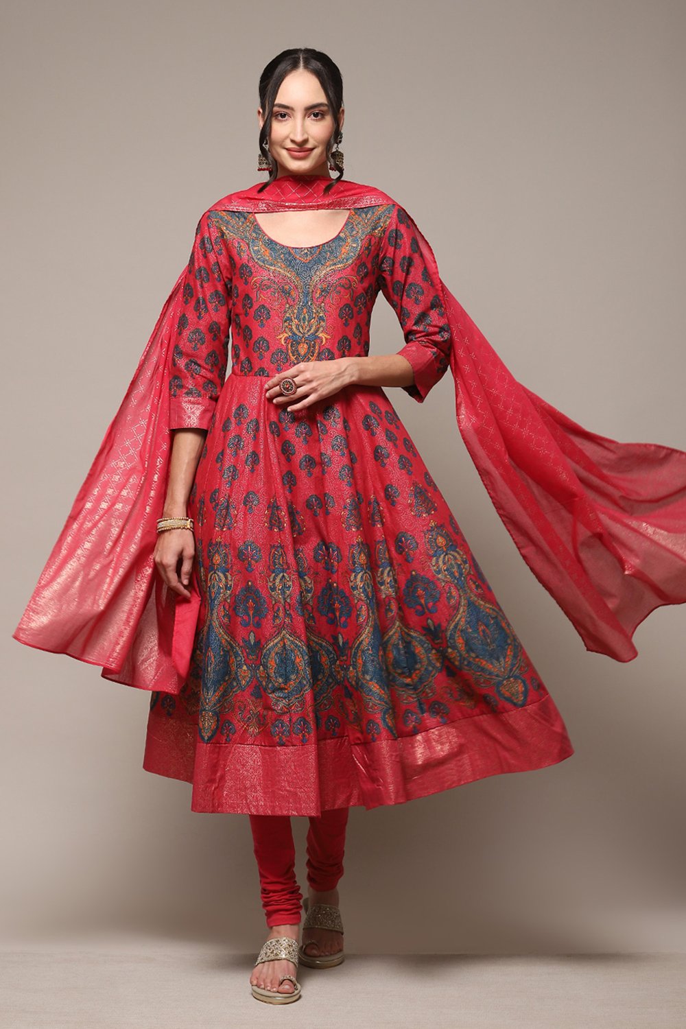 Green Cotton Anarkali Kurta Churidar Suit Set image number 7