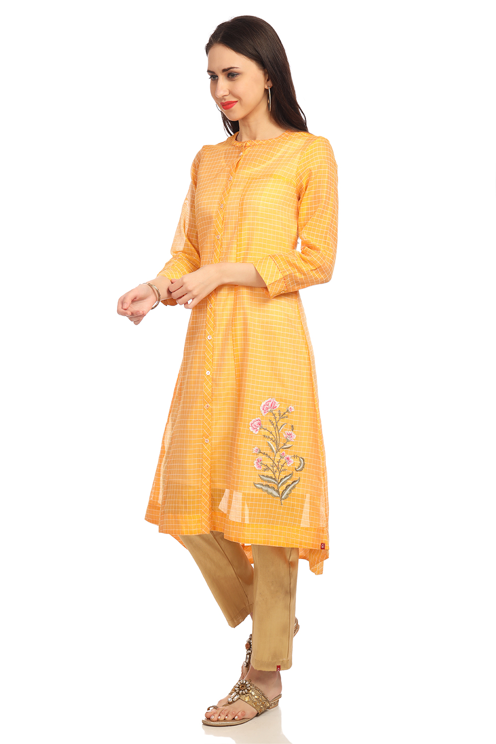 Yellow A-Line Art Silk Yarndyed Kurta image number 3