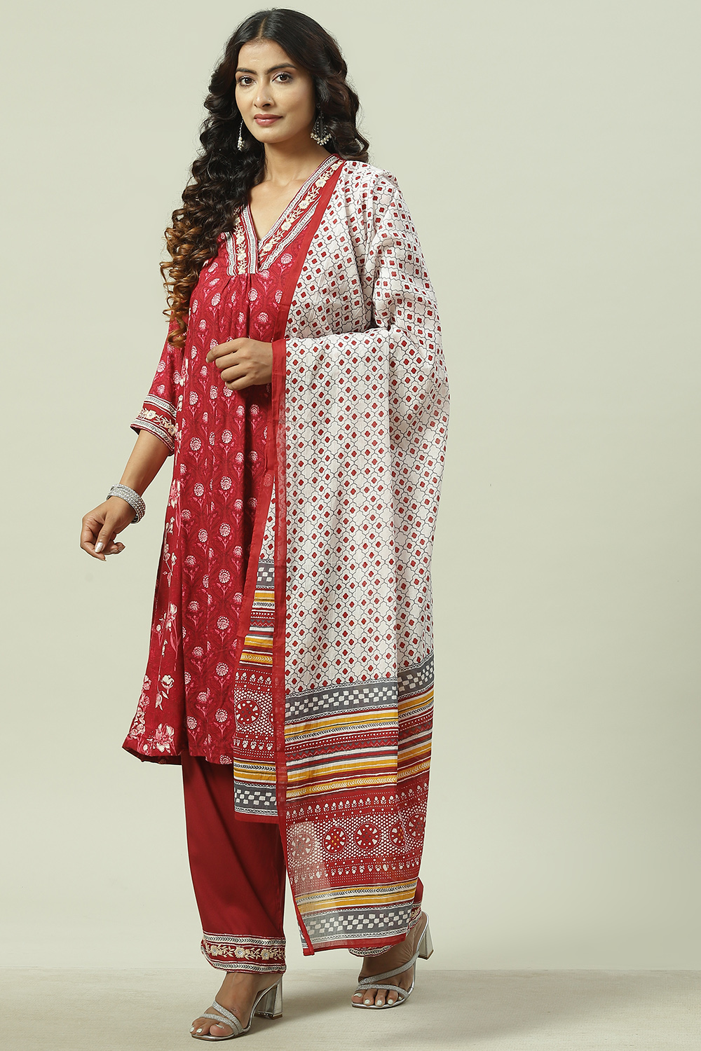 Red LIVA A-Line Kurta Palazzo Suit Set image number 5