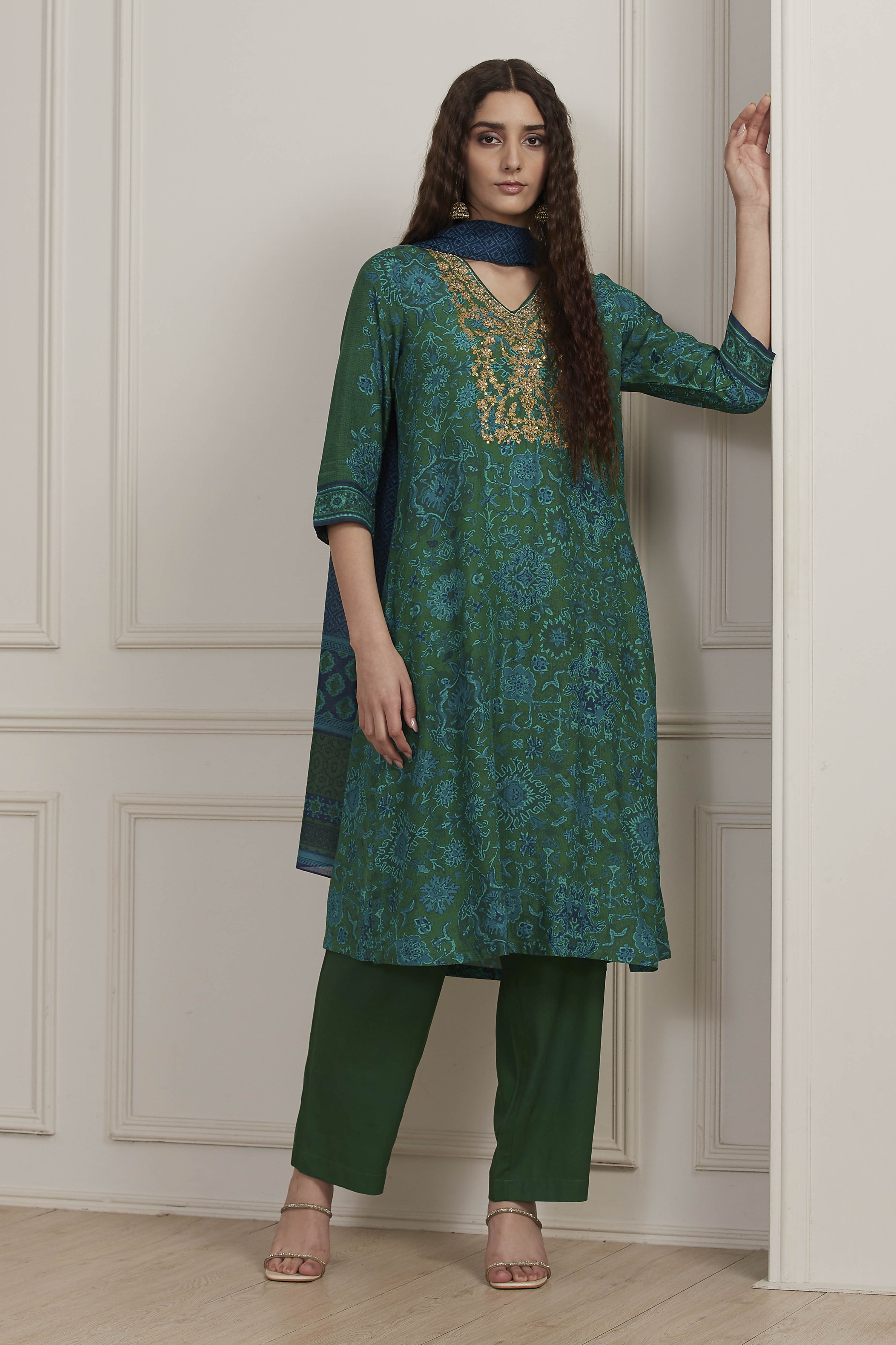 Green Modal Straight Suit Set image number 6