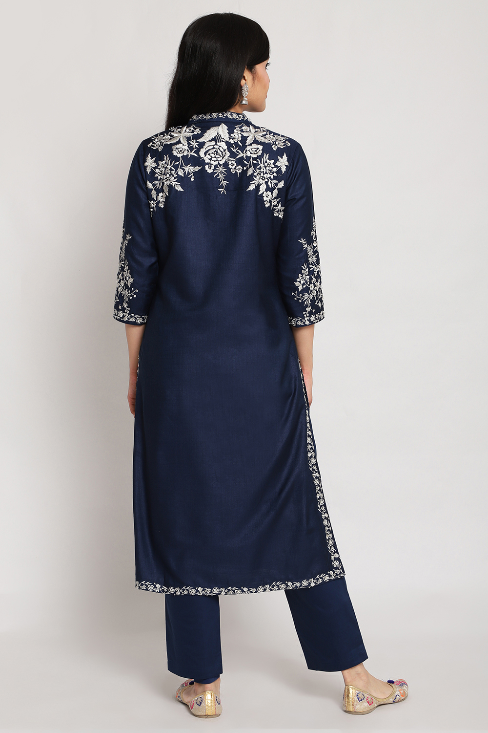 Blue Viscose Silk Front Open Kurta Regular Pant Suit Set image number 6