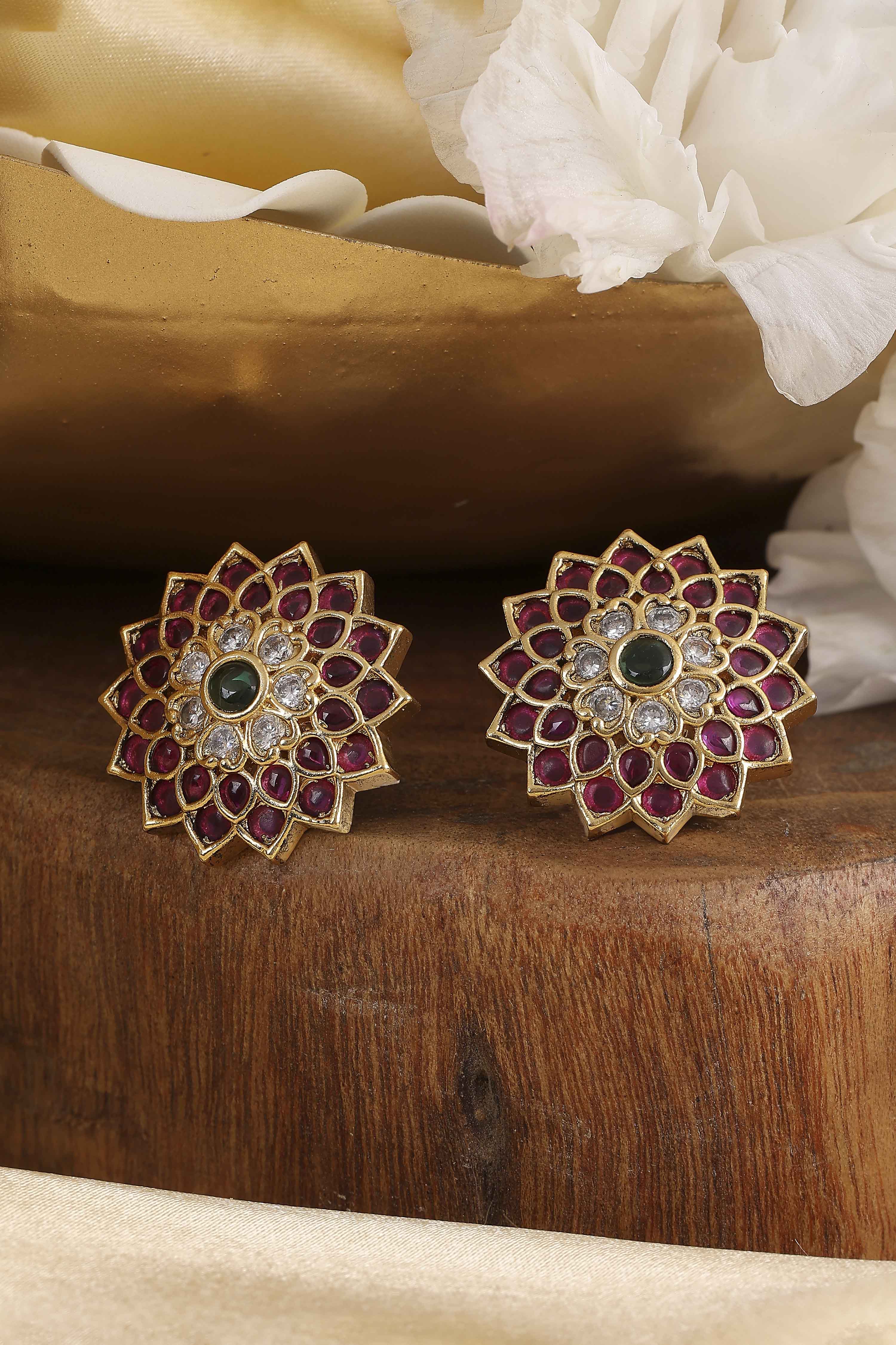 Multicolor Brass Studs image number 0