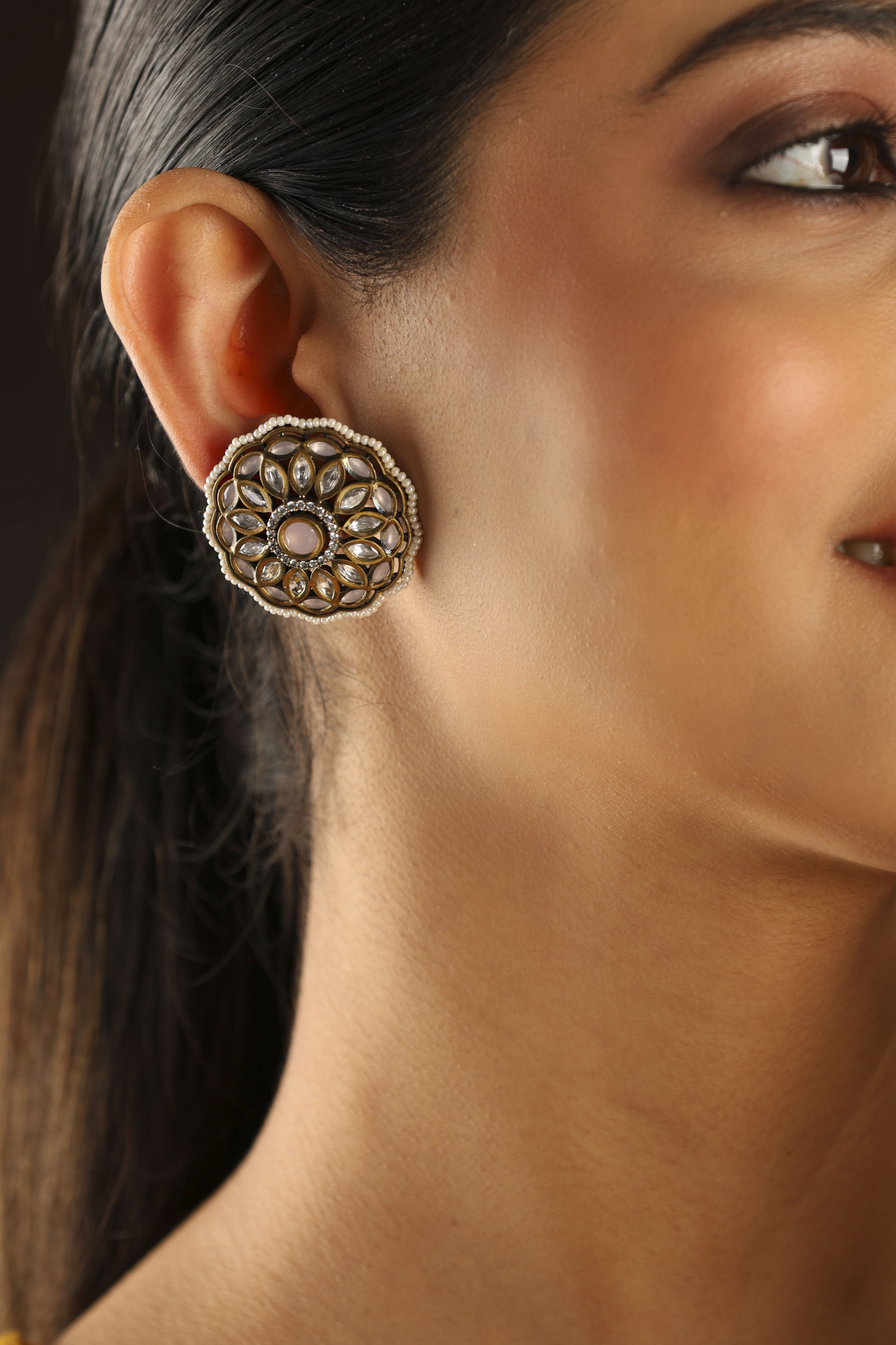 Light Pink Stone Earrings image number 1