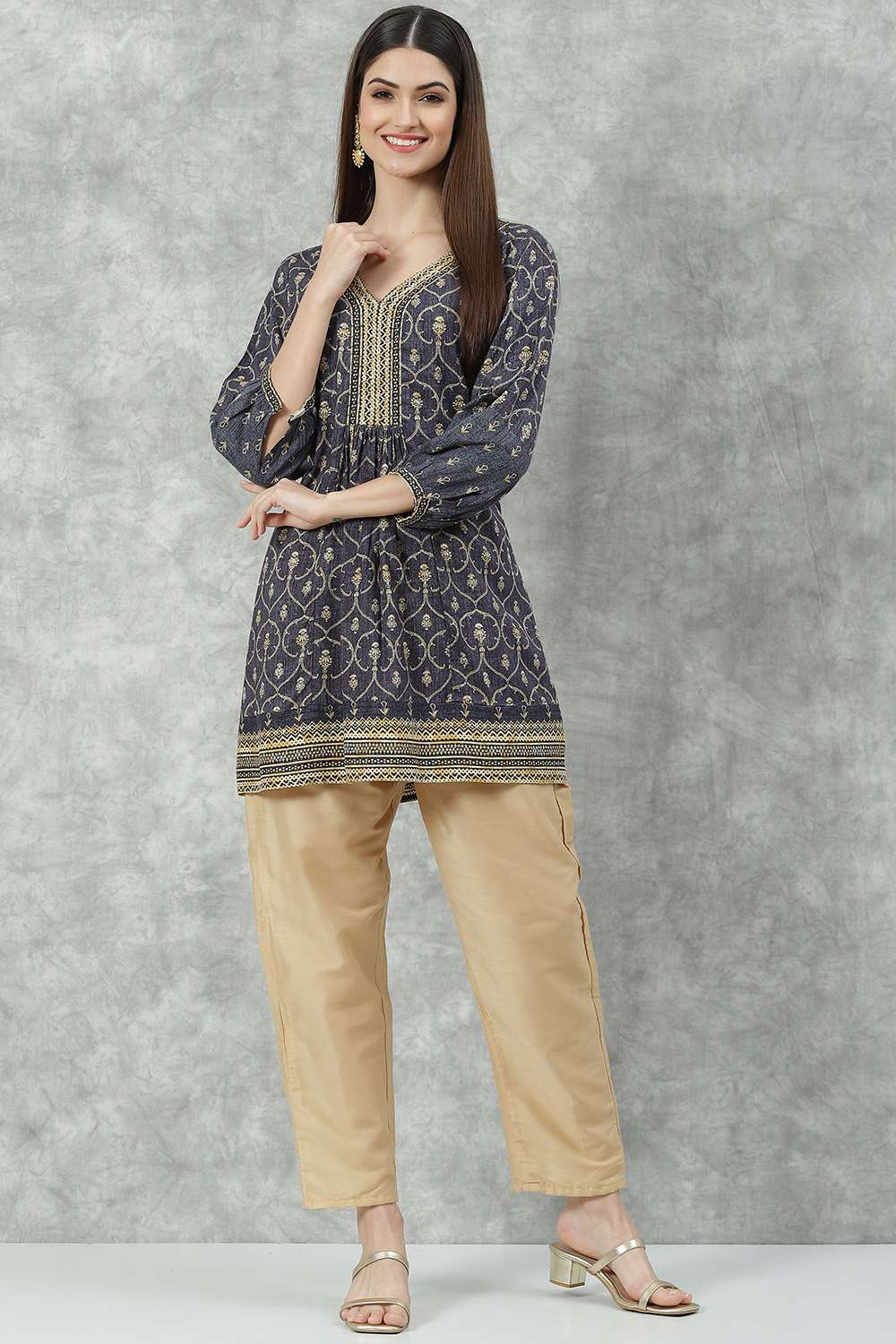 Blue Rayon Straight Printed Kurti image number 0