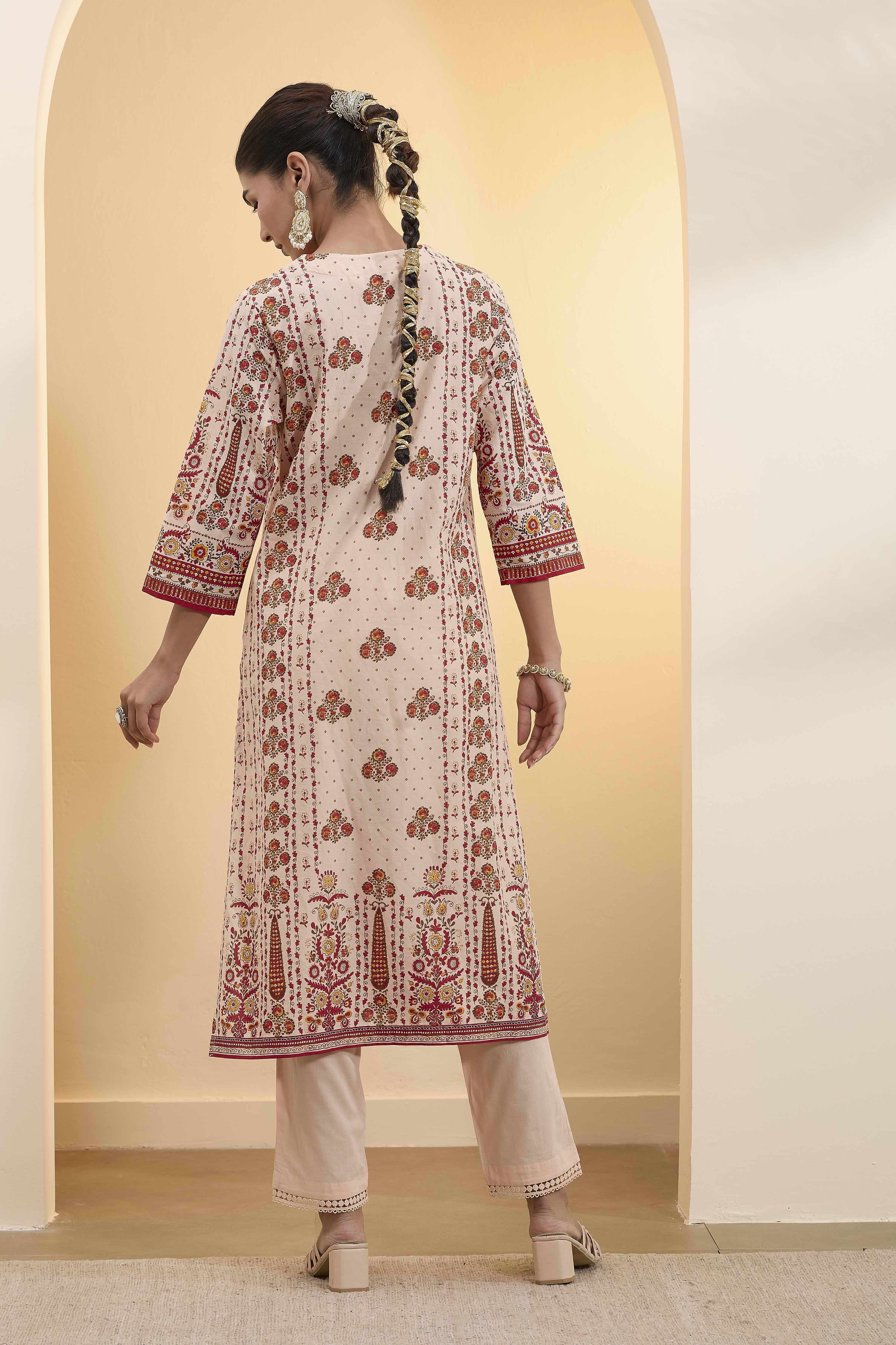 Beige Cotton Straight Kurta image number 4