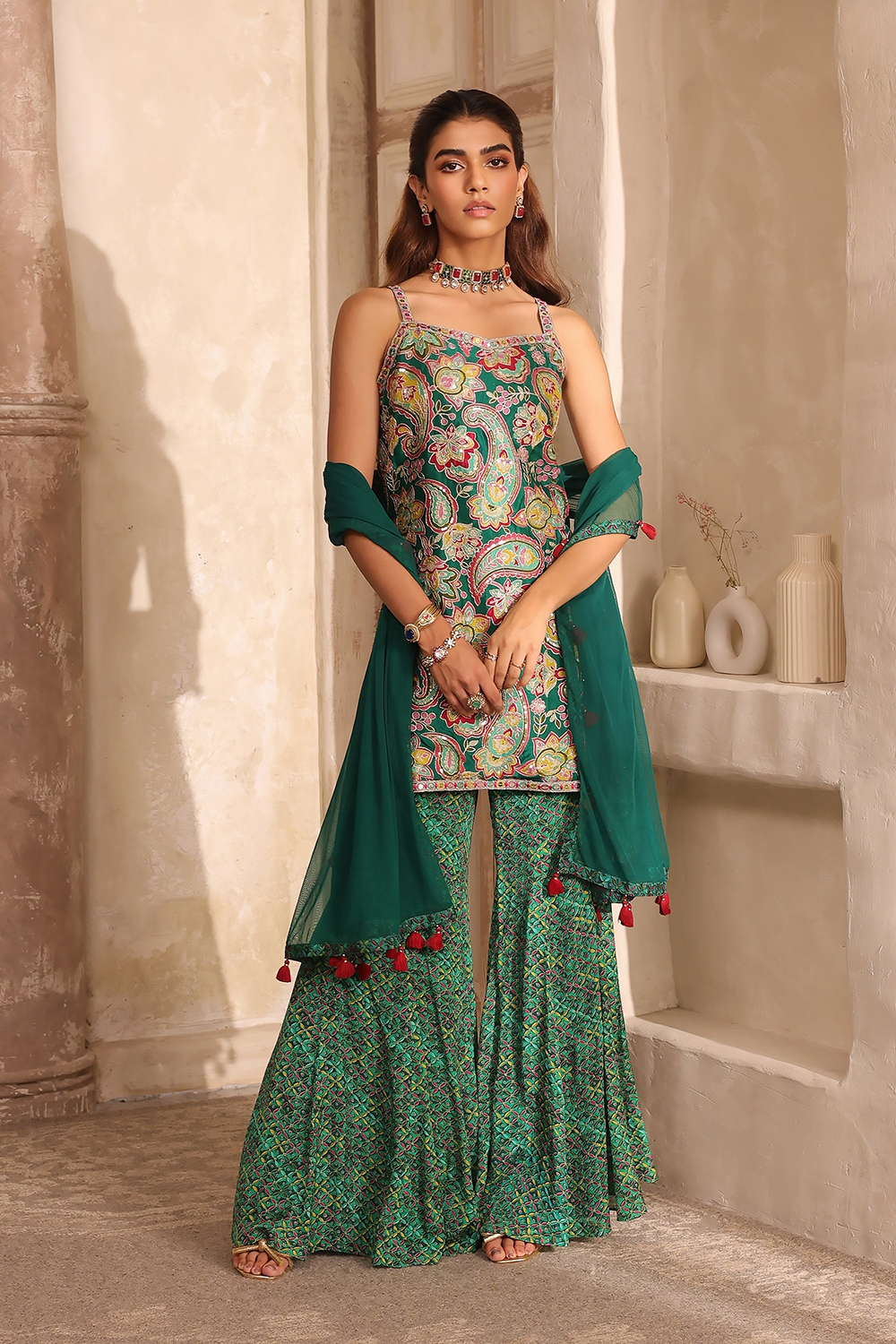 Green Viscose Chinon Printed Straight Suit Set image number 2