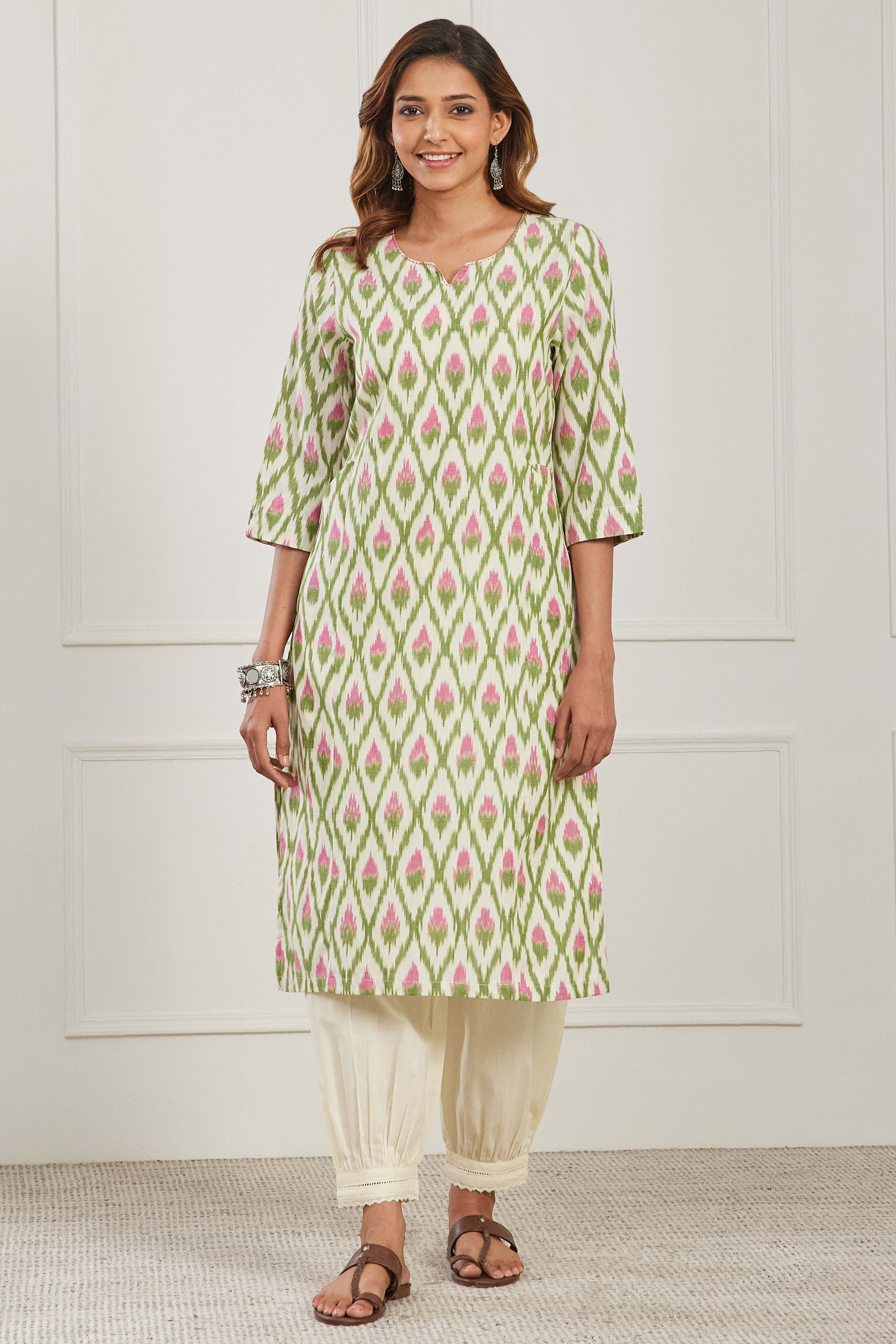 White Cotton Straight Suit Set image number 0