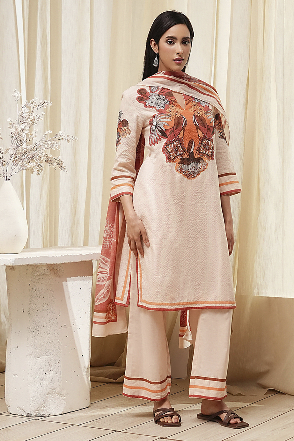 Peach-Toned Cotton Straight Suit Set image number 5