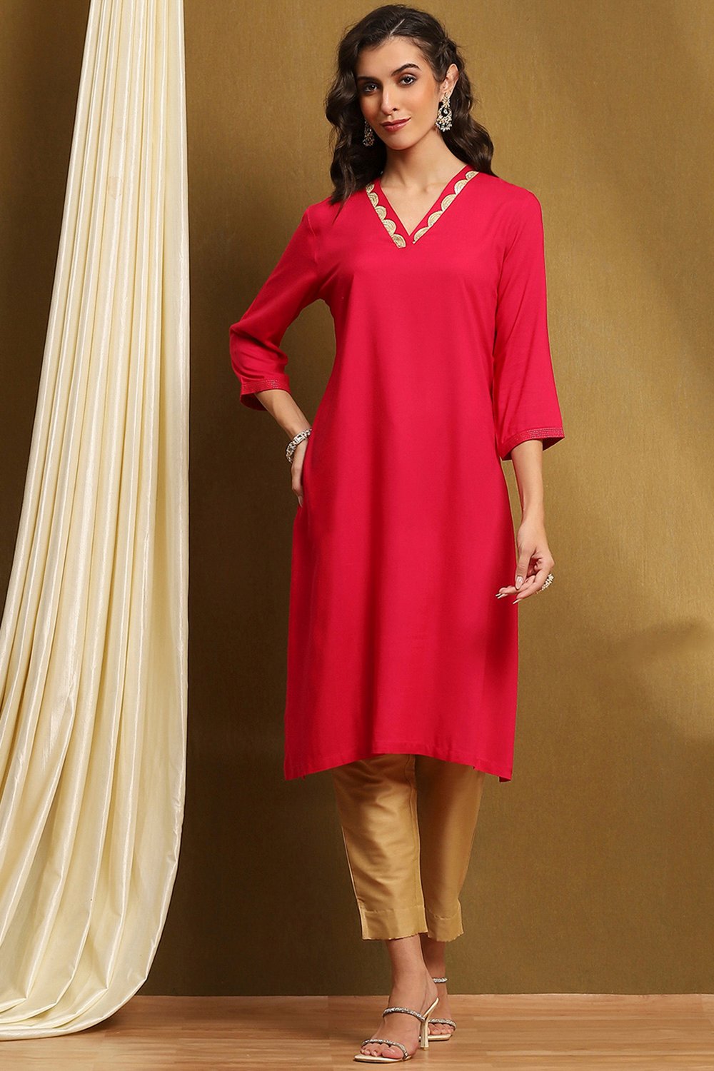 Mustard Yellow Solid Straight Kurta image number 5