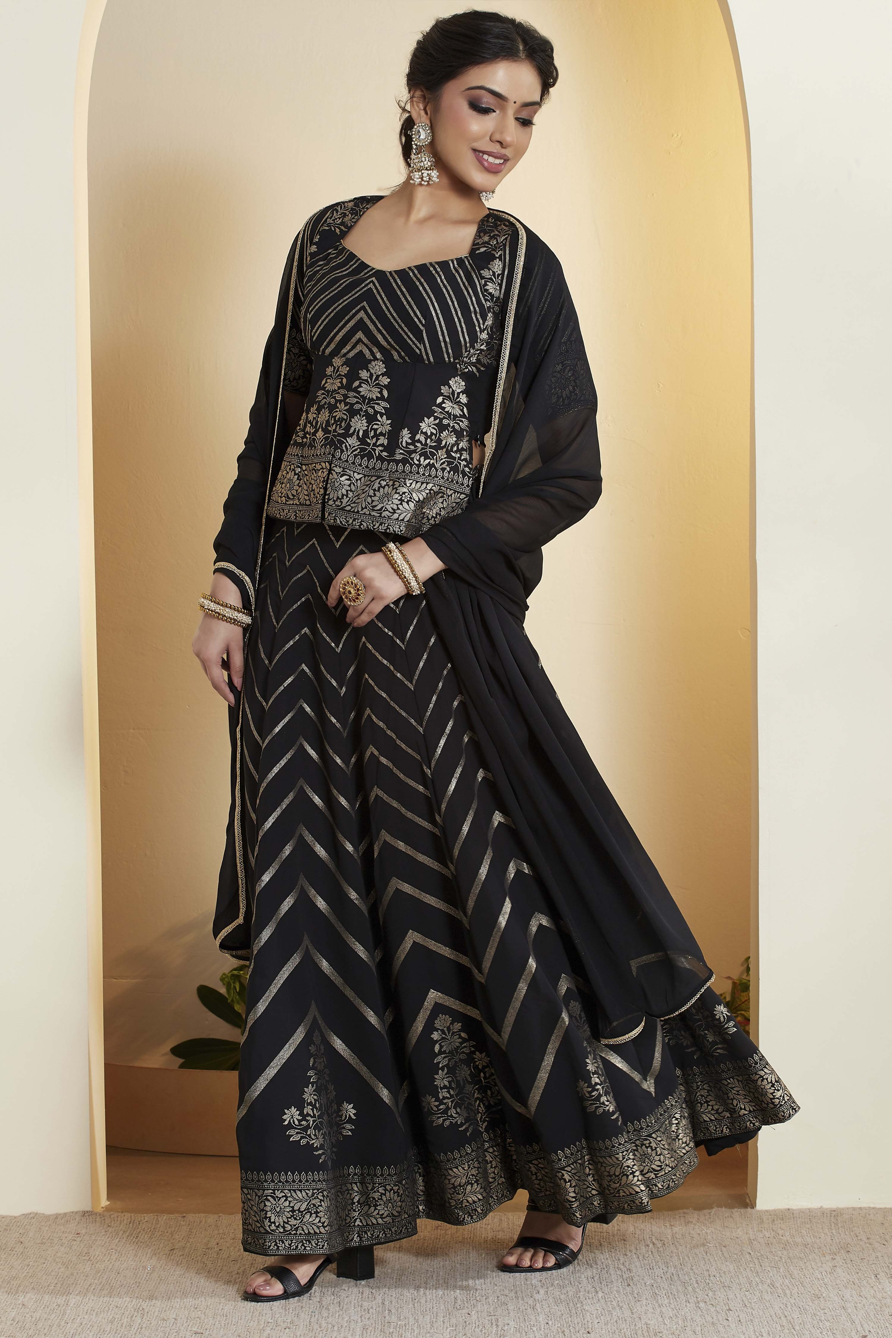 Black Polyester Kalidar Lehenga Set image number 4
