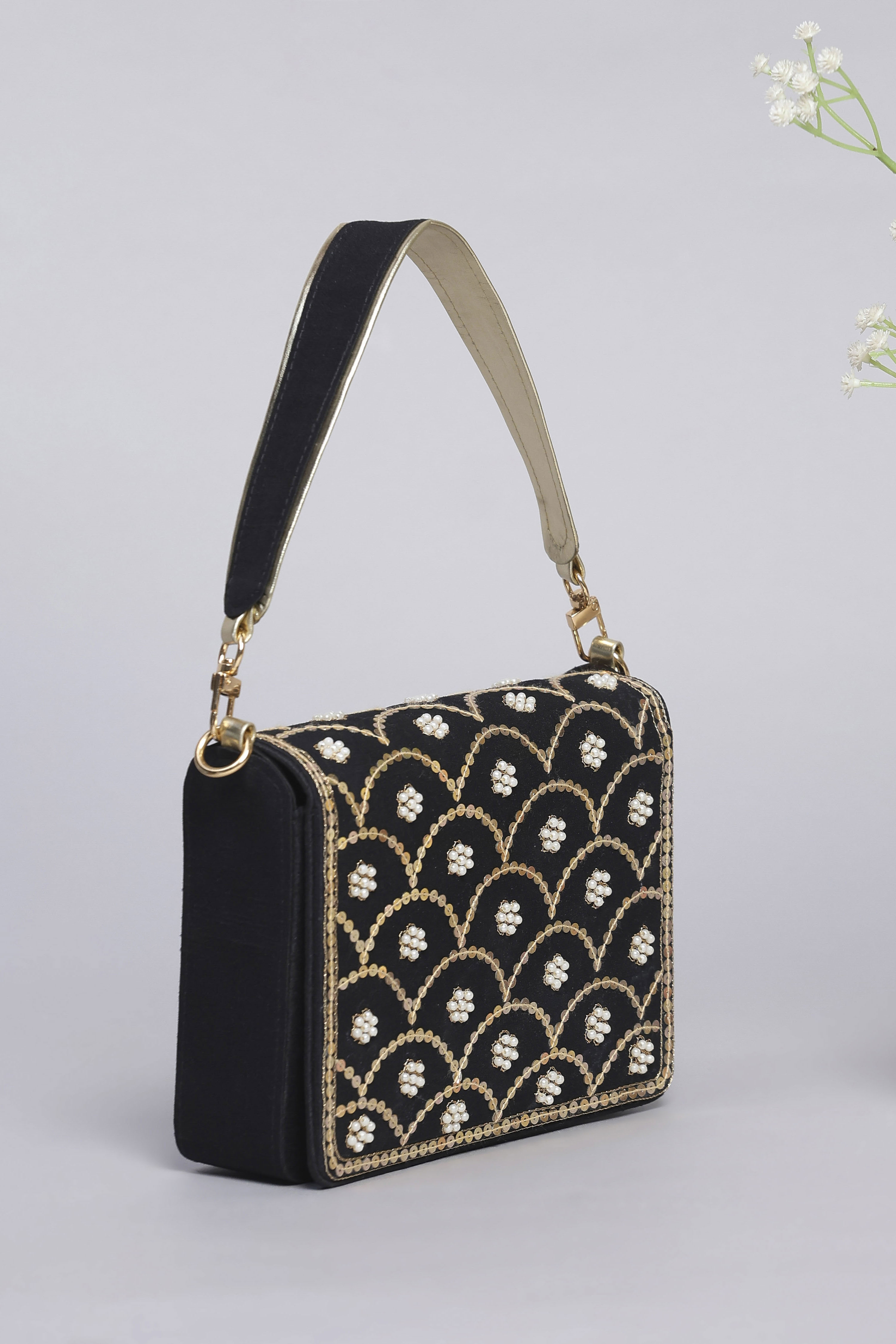 Black Polycotton Seqin Embroidery Shoulder Bag image number 4