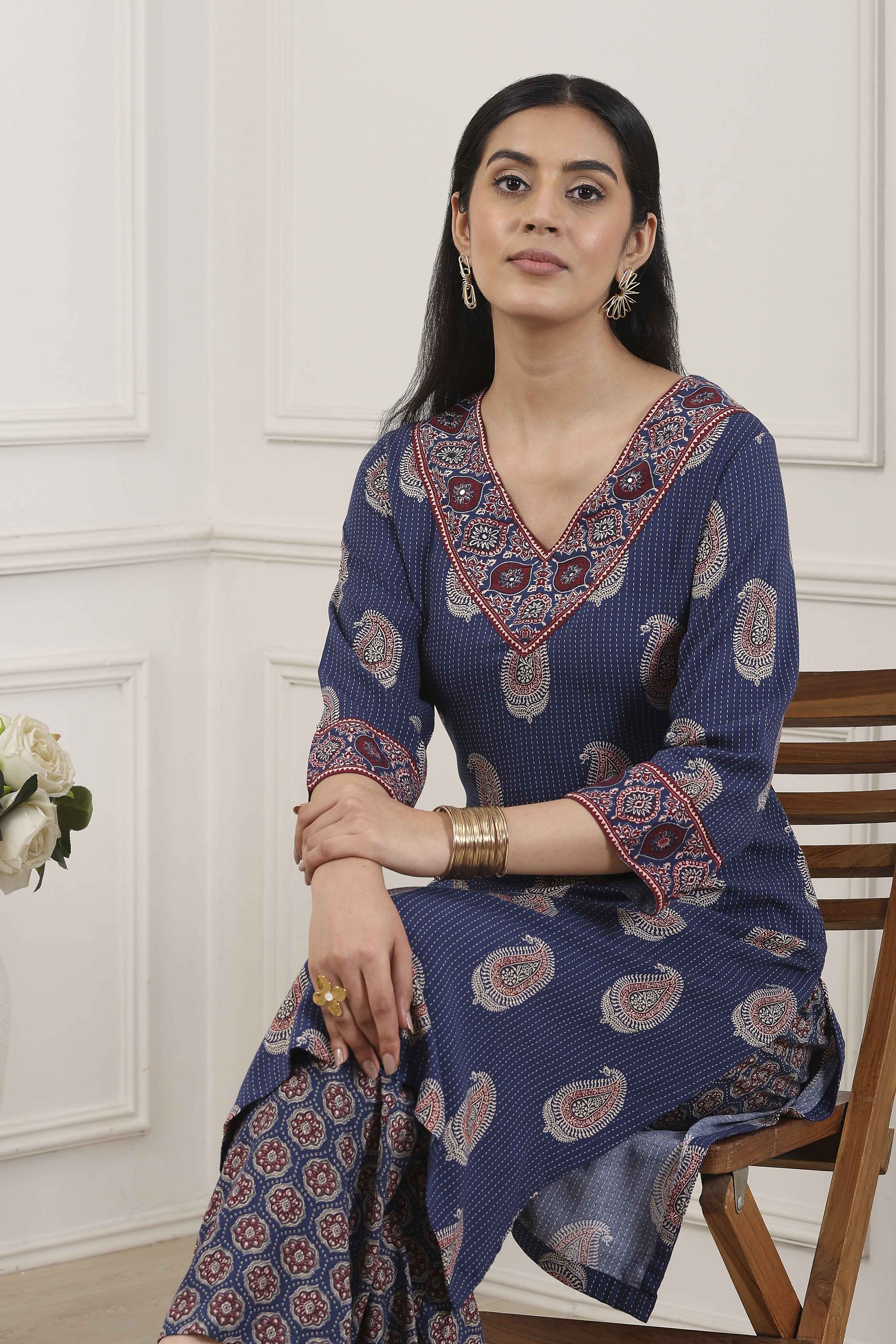 Blue Viscose Rayon Straight Kurta Palazzo Set image number 7