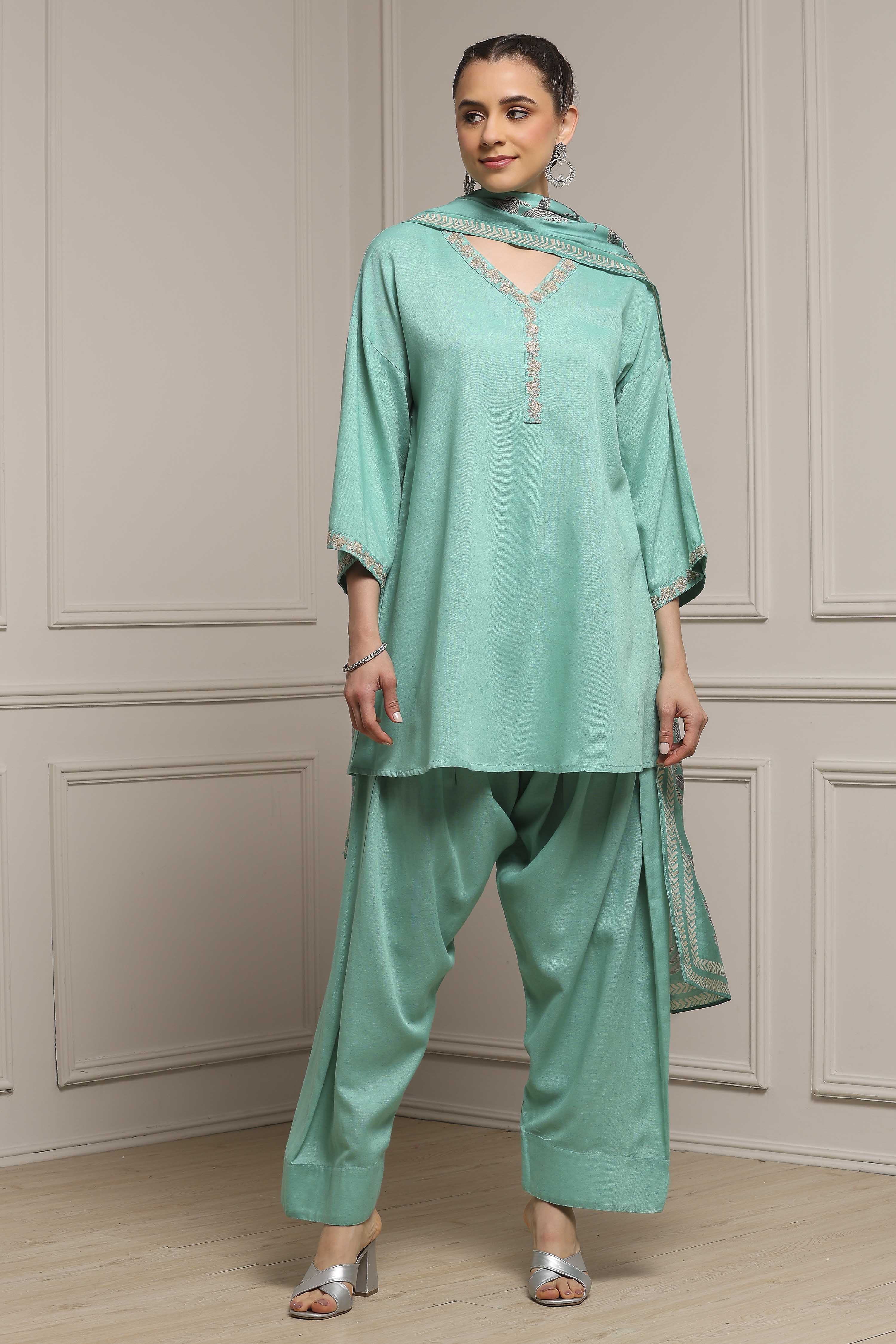 Green Viscose Rayon Straight Dyed Suit Set image number 6
