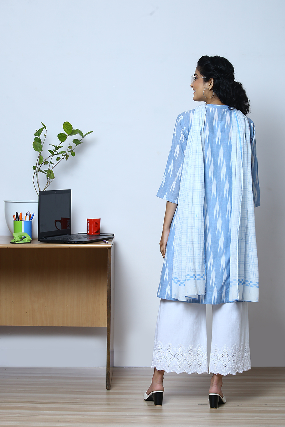 Ice Blue Cotton Straight Kurta Slim Pants Suit Set image number 7