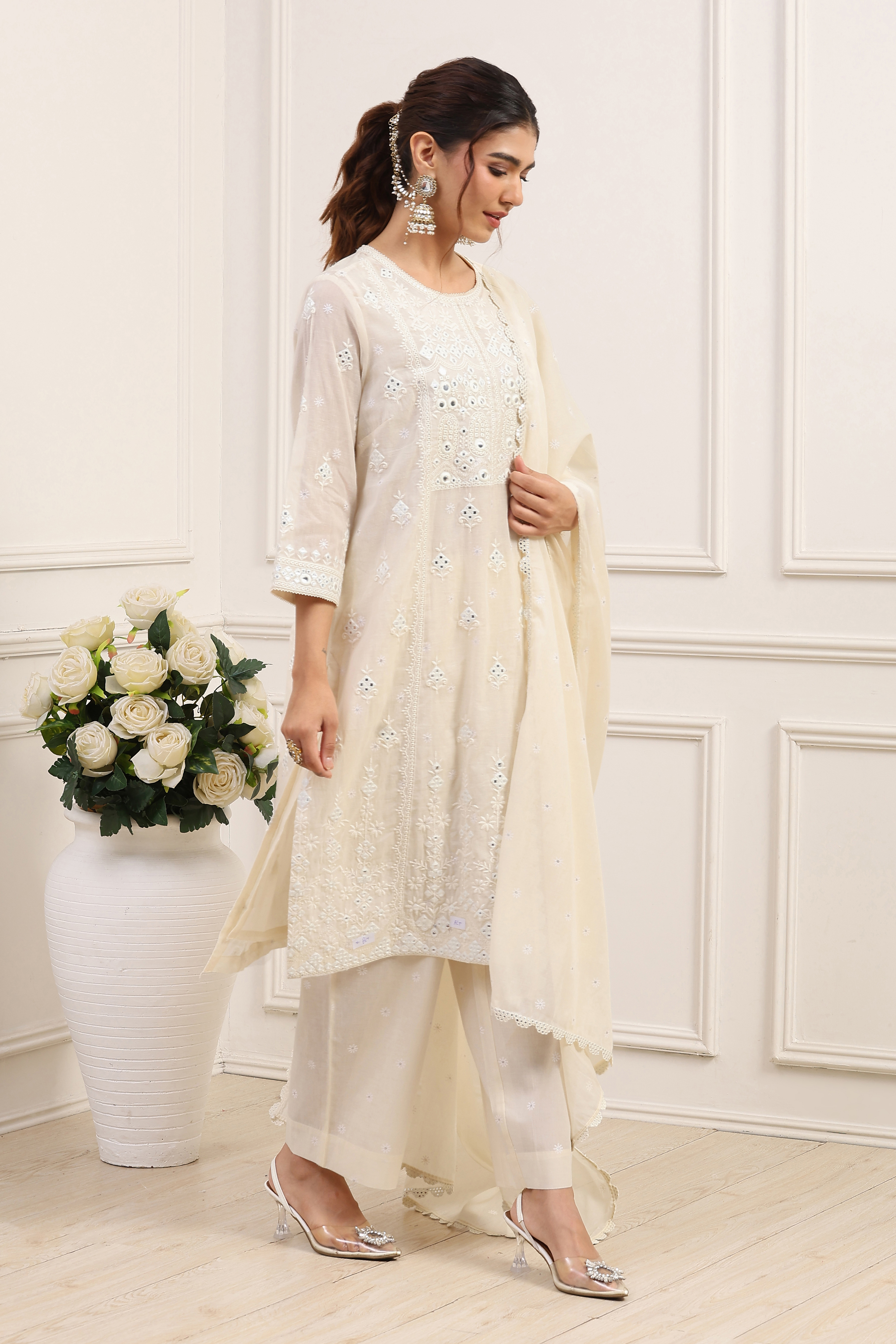 Off-White Cotton Embroidered Straight Suit Set image number 5