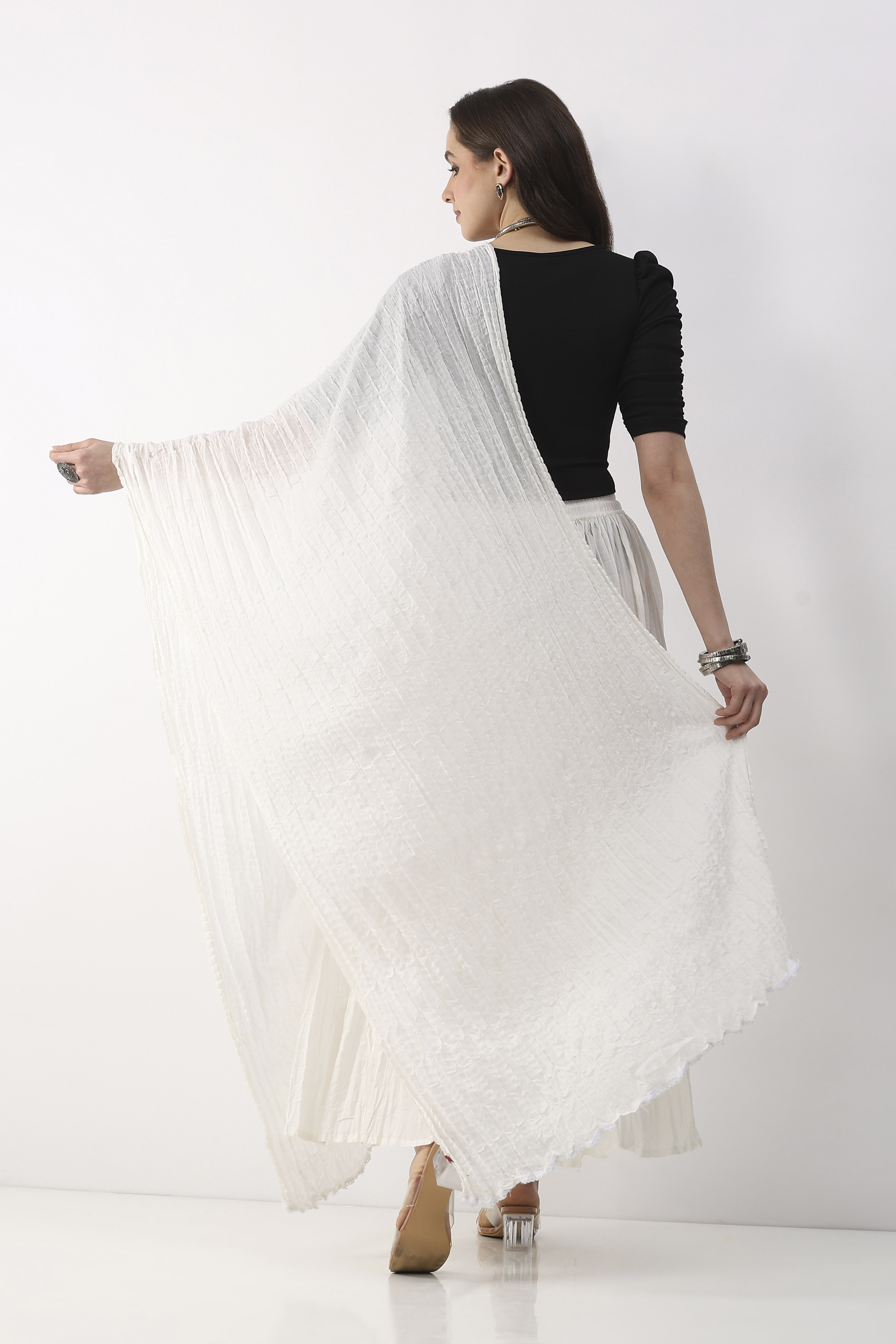 White  Na Dupatta image number 3