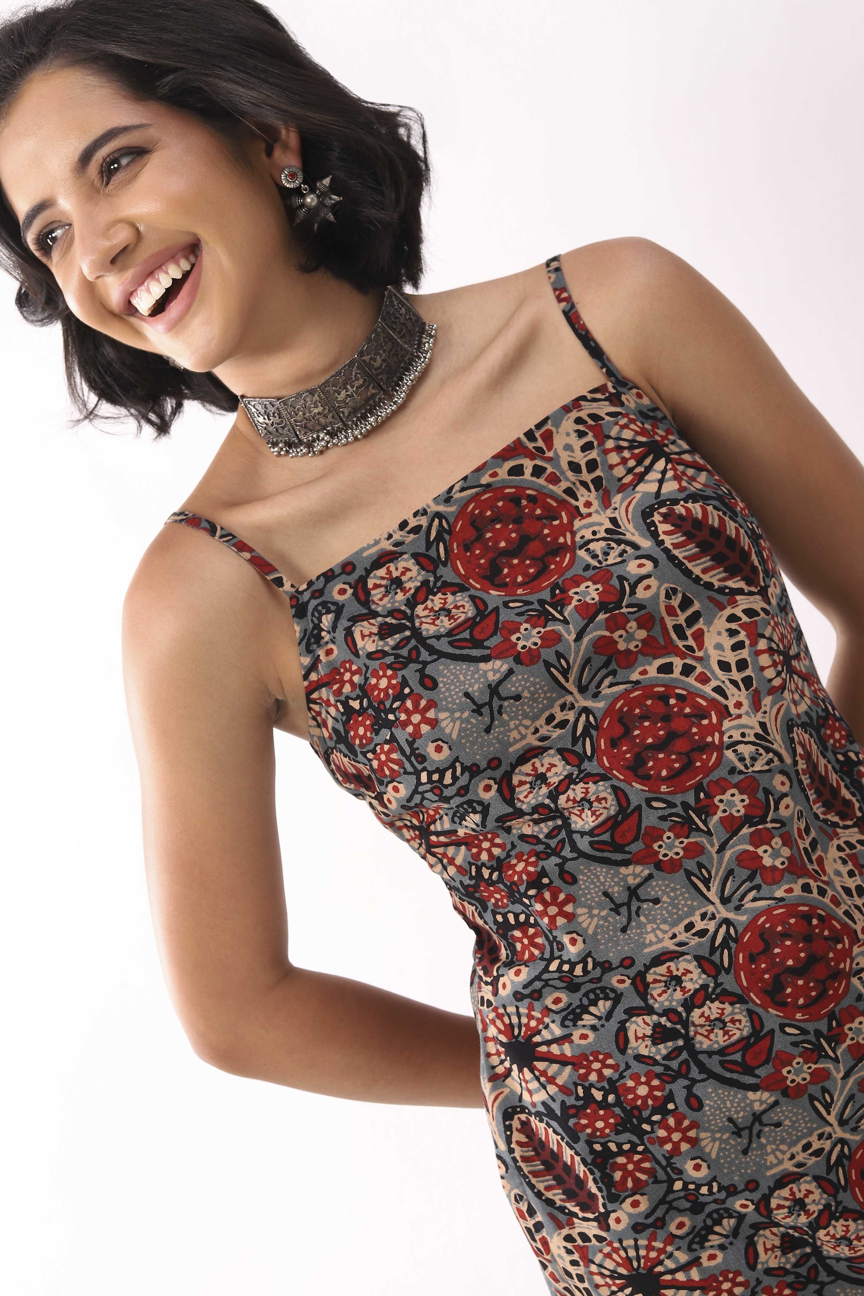 Blue Cotton Printed A Line Short Kurti image number 1