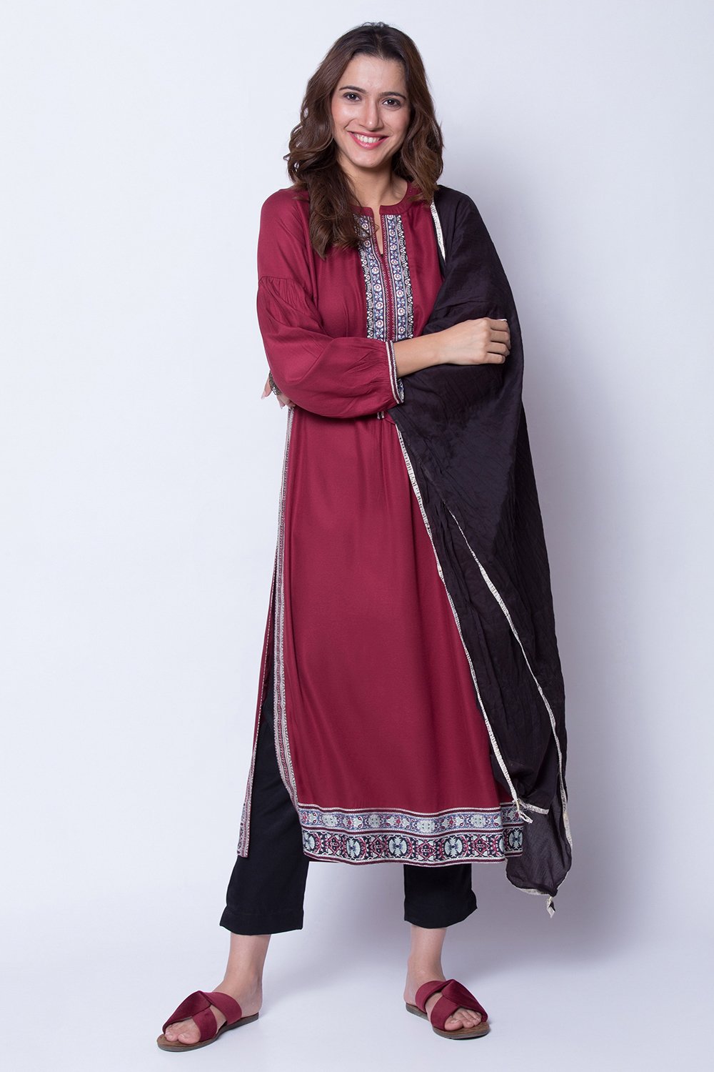 Black Cotton Crushed Printed Dupatta image number 2