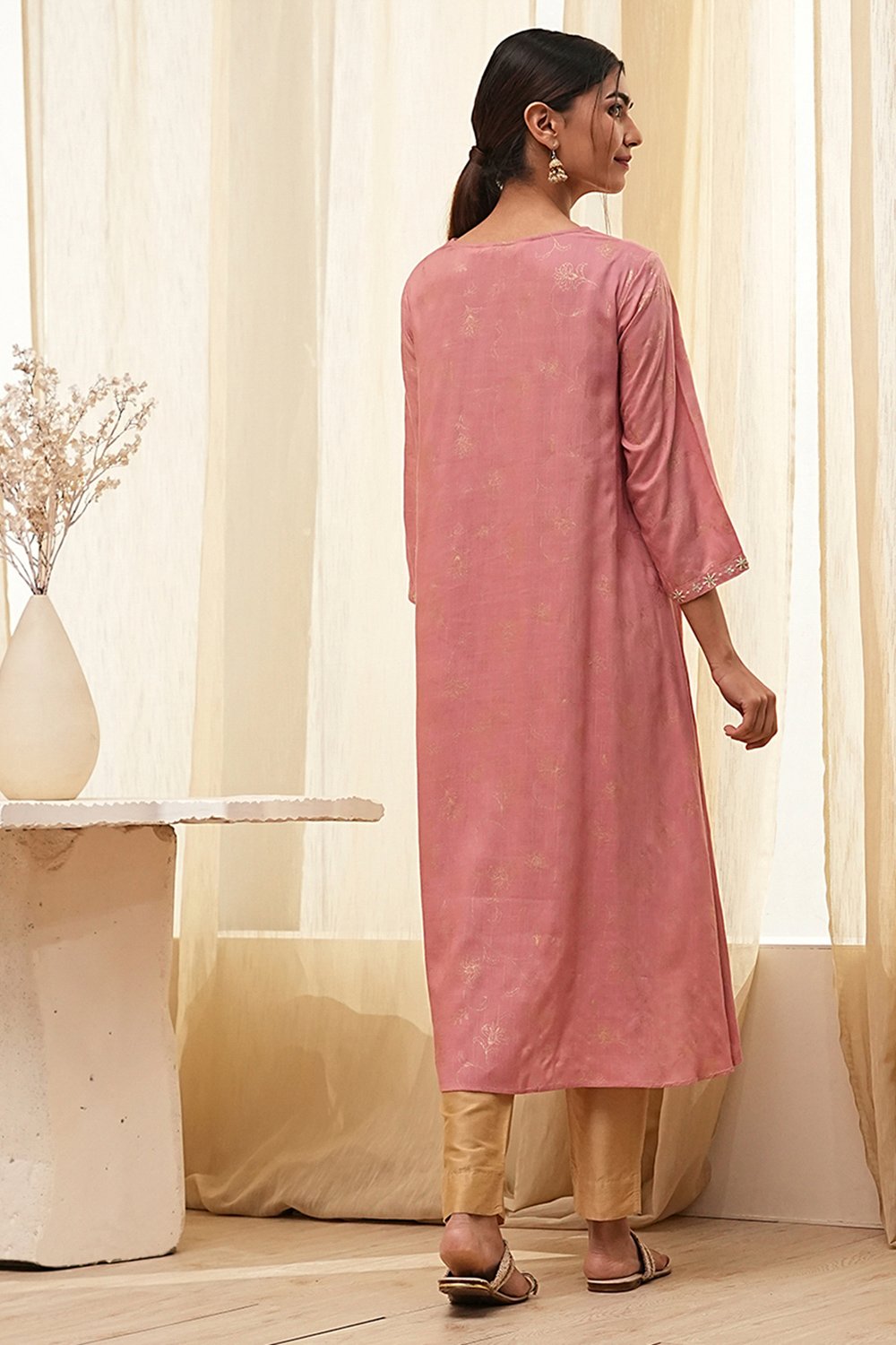 Dull Pink Asymmetric Kurta image number 3