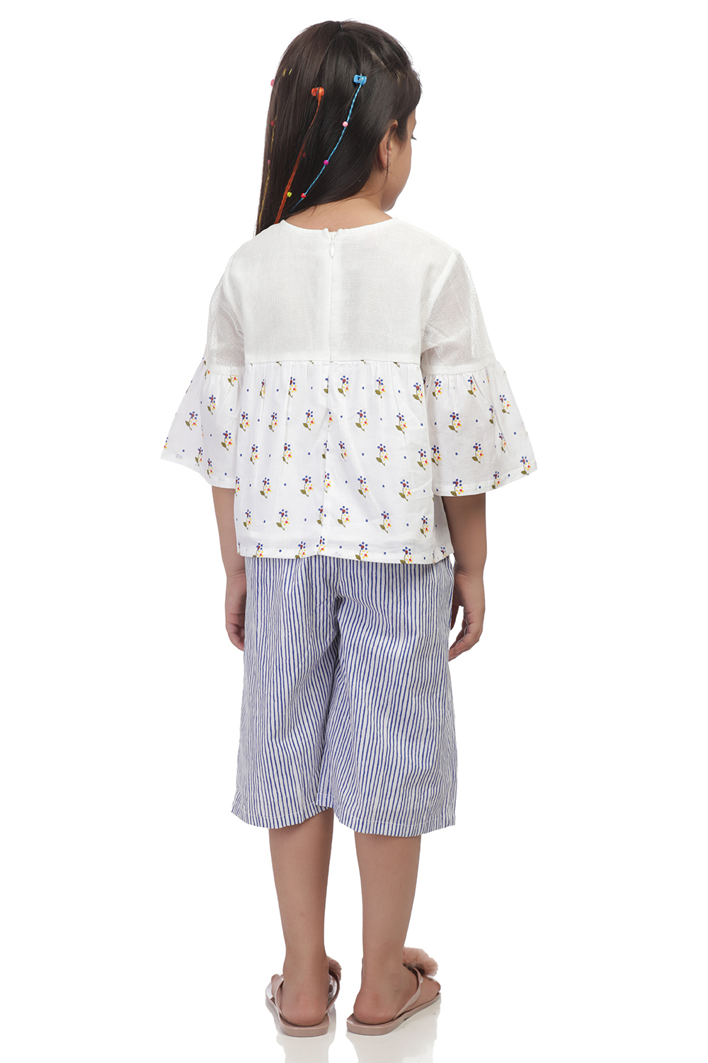 Off White Short Top & Culllots Set image number 4