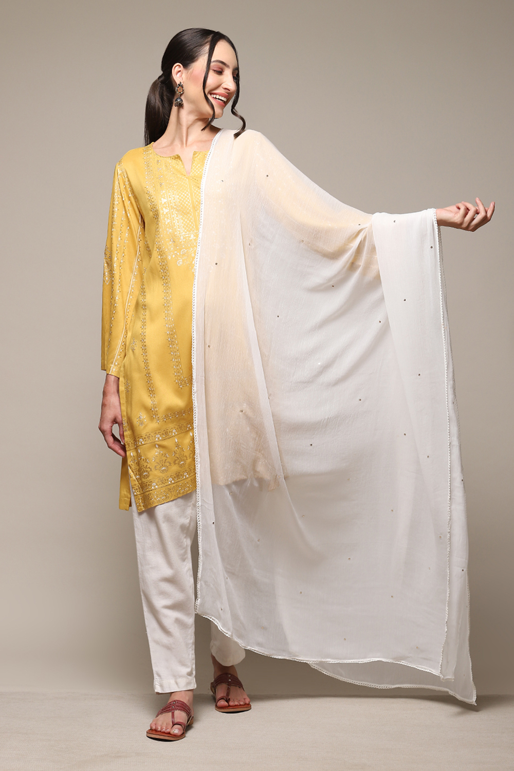 Red Cotton Blend Printed Dupatta image number 2
